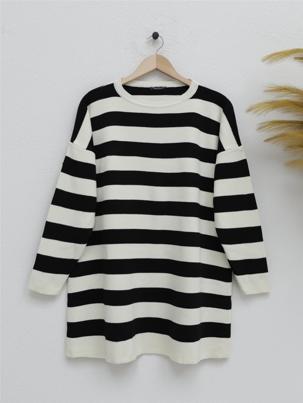 Crew Neck Side Striped Knitwear Tunic -Black-357-6095-R01