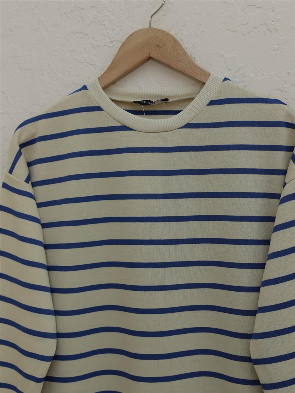 Striped Sleeves Ribbed Skirt Open Wortex Sweat - Saks-349-4096-R10