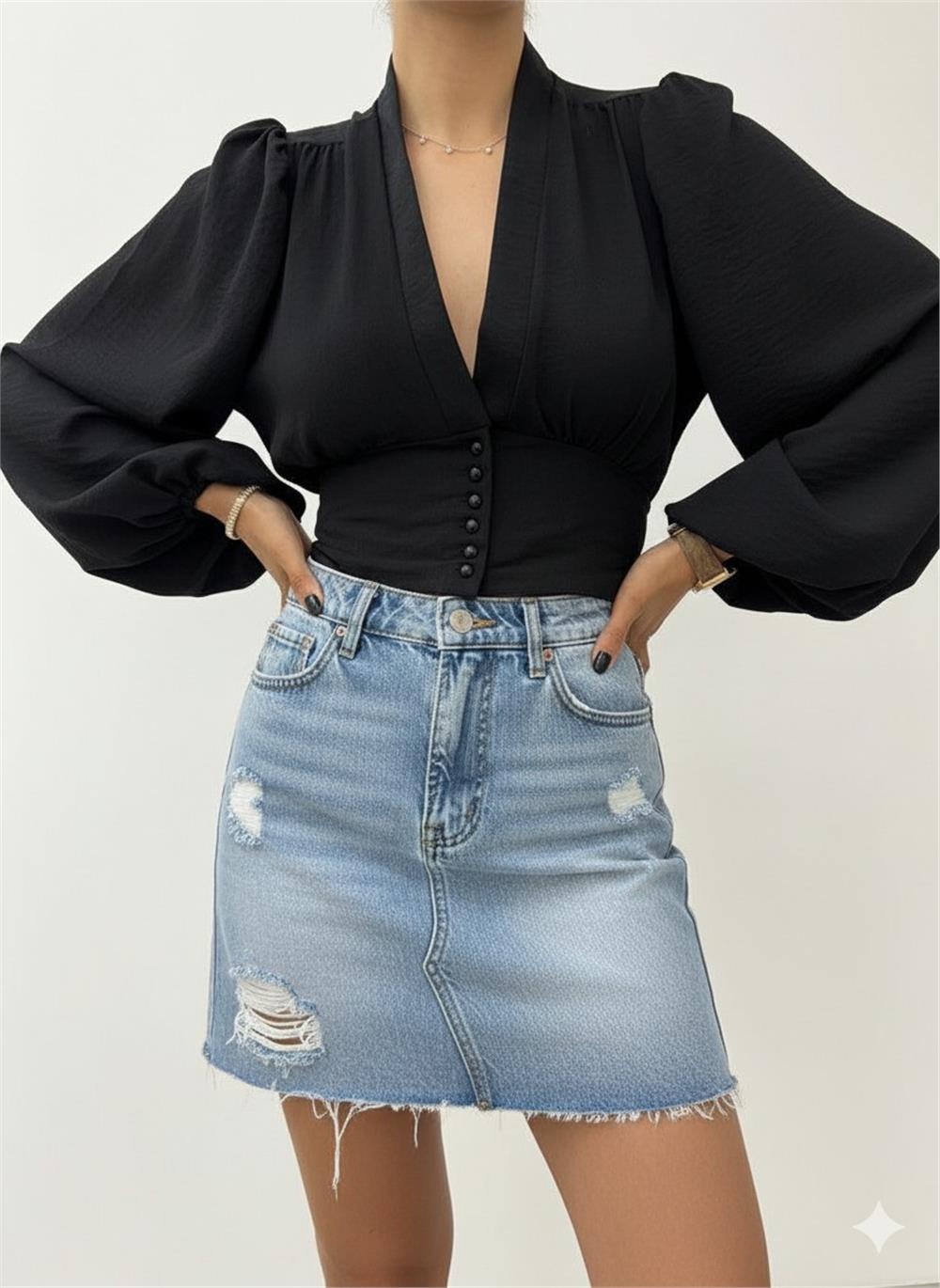 Buttoned Back Elastic Balloon Sleeve Sandy Crop -Black-361-311-R01