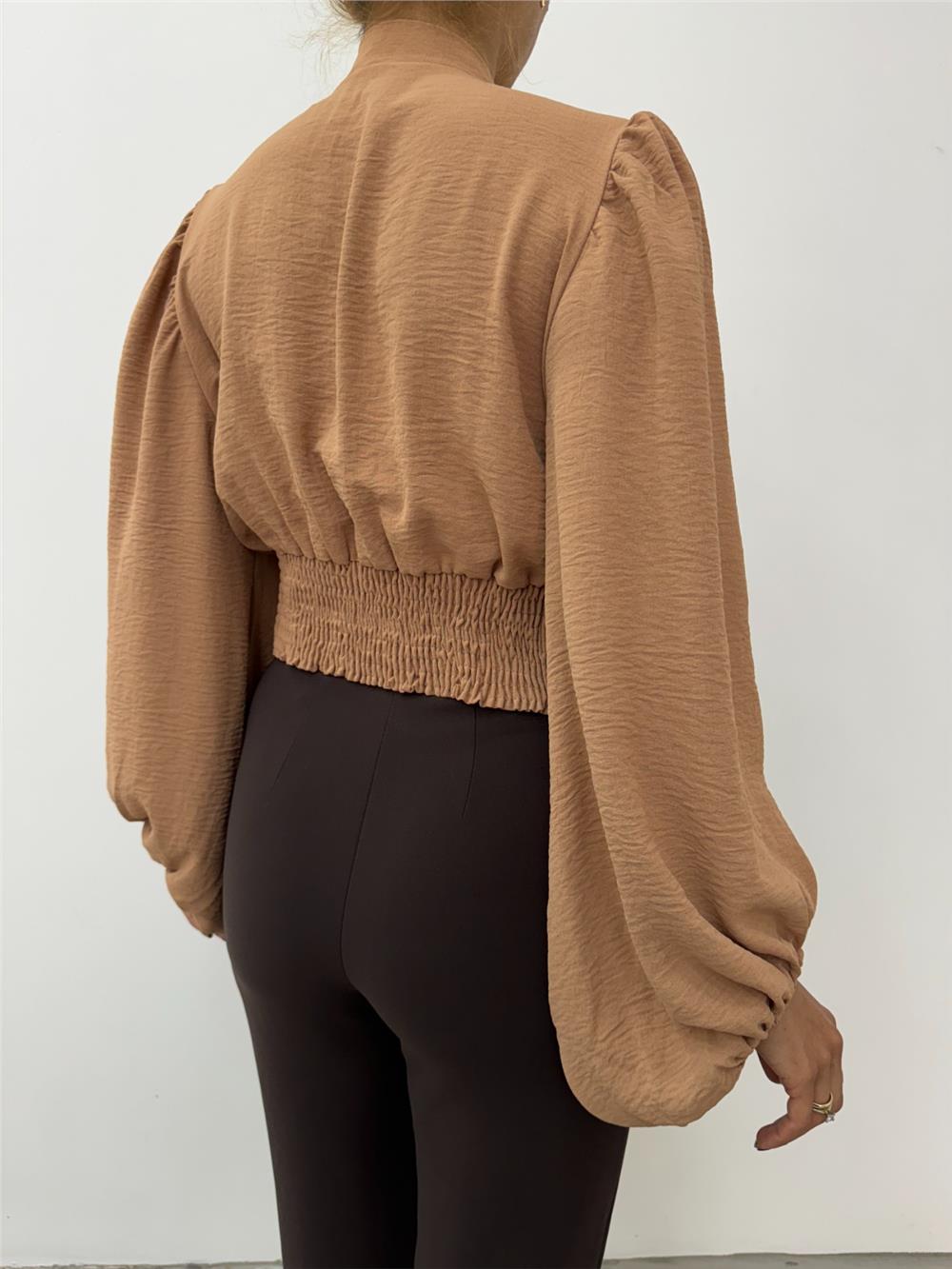Buttoned Back Elastic Balloon Sleeve Sandy Crop -Mink-361-311-R23