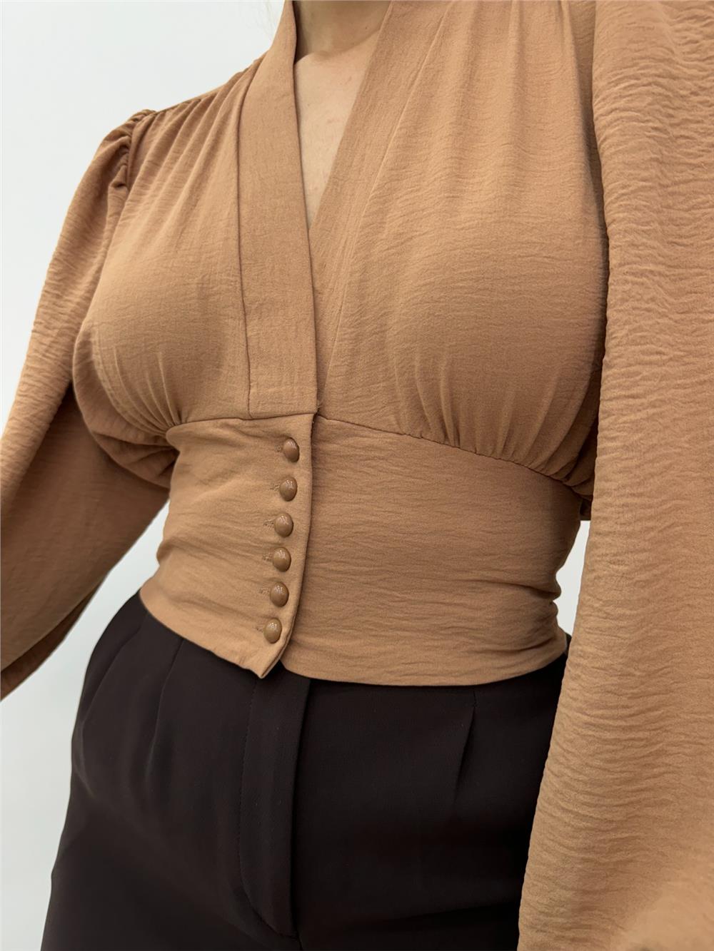 Buttoned Back Elastic Balloon Sleeve Sandy Crop -Mink-361-311-R23