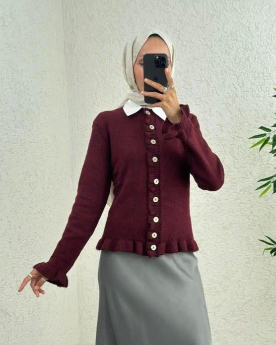 Düğmeli Önü Ve Eteği Fırfırlı Hırka -Bordo
