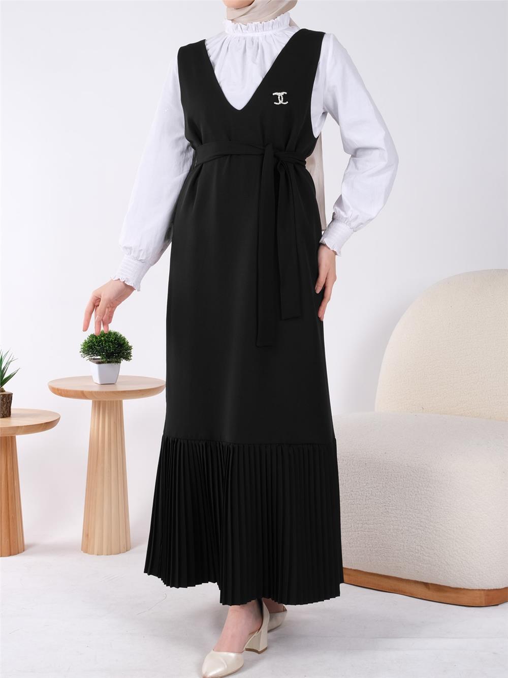 Belted Gilet with Pleated Skirt -Black-111-61101-R01