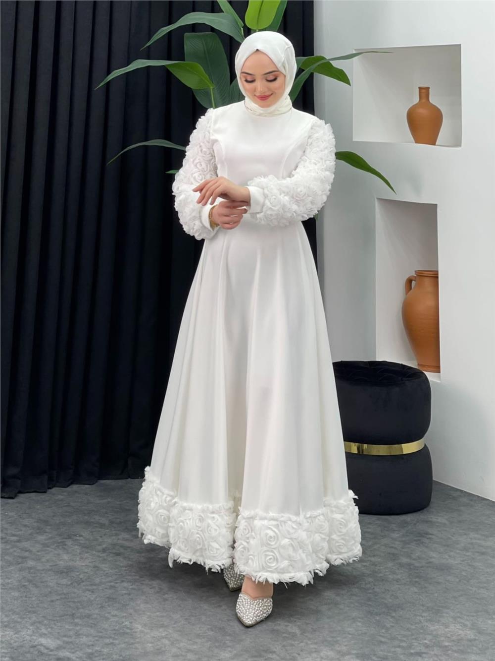 Eteği Ve Kolları Gül Detaylı Saten Abiye  -Beyaz-316-4661-R02