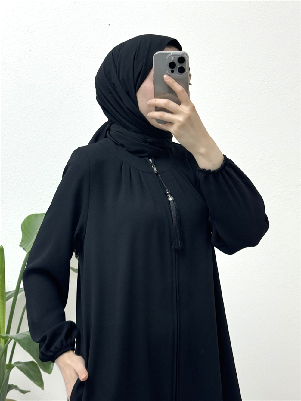 Padded Cap with Zipper Tassel Detail -Black-386-6097-R01