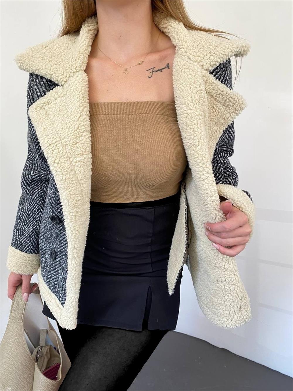 Fur Lined Buttoned Coat -Black-358-3315-R01