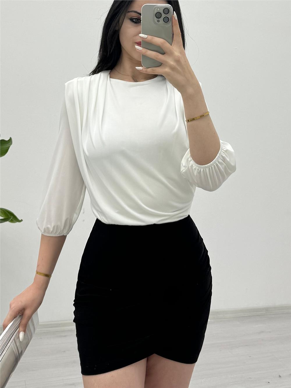 Sendy Blouse with Overalls Inside, Gathered Shoulders and Padded Padding -White-246-2545A-R02