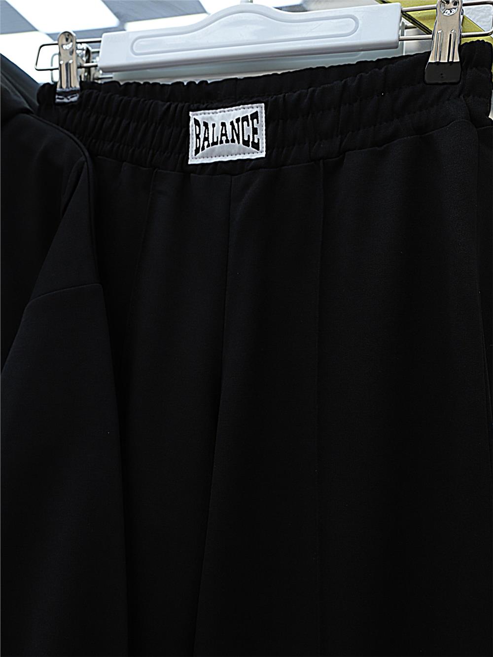 Hooded Embroidery Detailed Combed Cotton Suit -Black-349-4081-R01