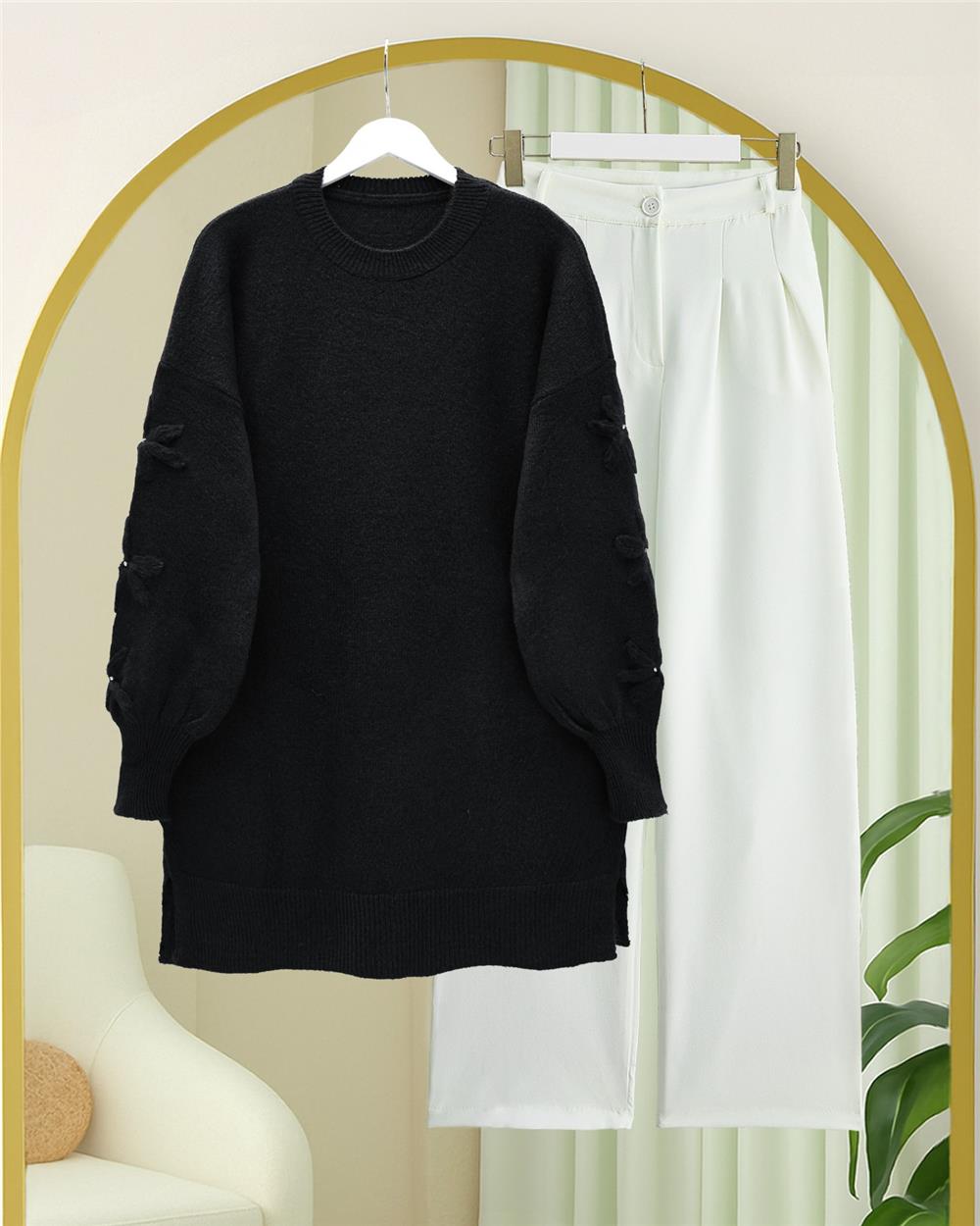 Kolu Çiçek Detaylı Yuvarlak Yaka Yumoş Triko Kazak -Siyah-295-4526-R01