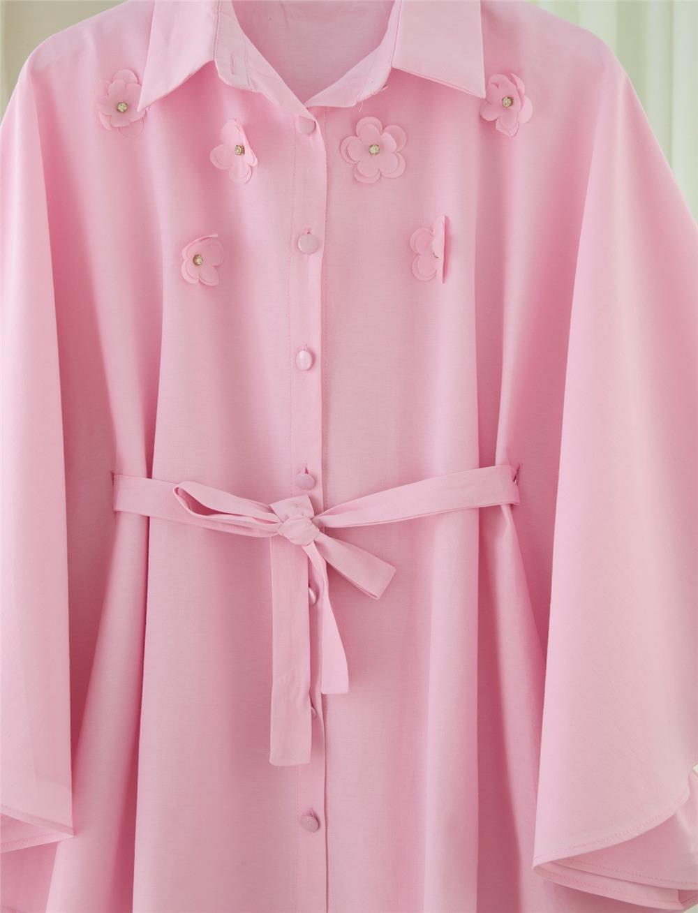 Önü Çiçek Detaylı Beli Bağcıklı Düğmeli Panço -Pembe-398-1048-R20