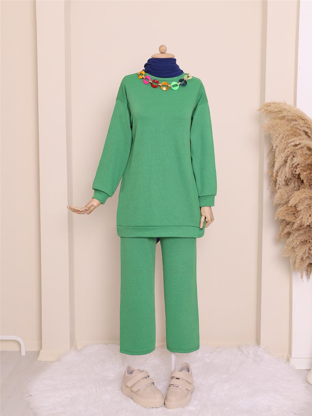 Crew Neck Double Suit with Colorful Necklace Detail -Green-222-2833-R35