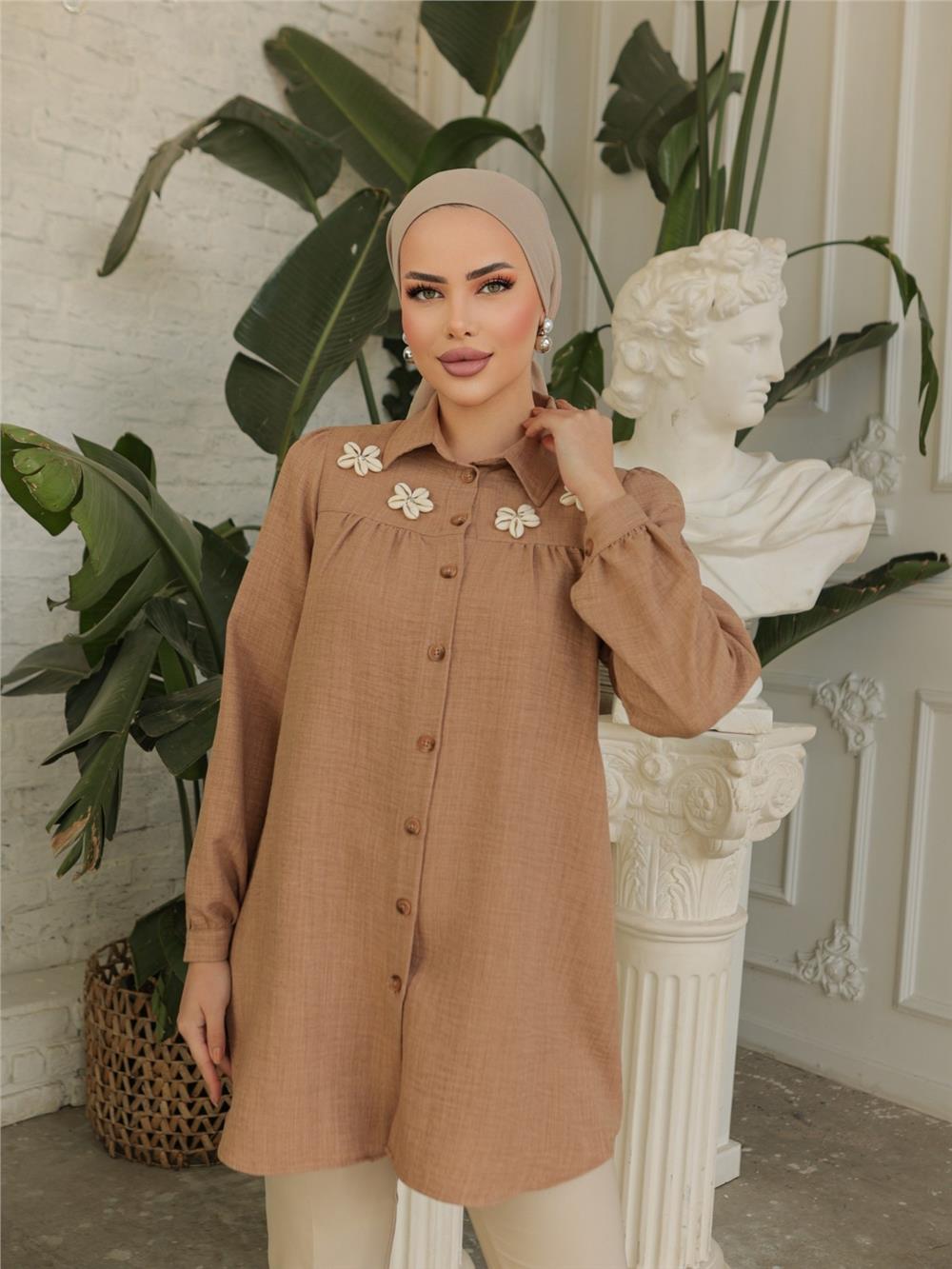 Linen Tunic with Gathered Robe and Special Appliques -Mink-186-573-R23