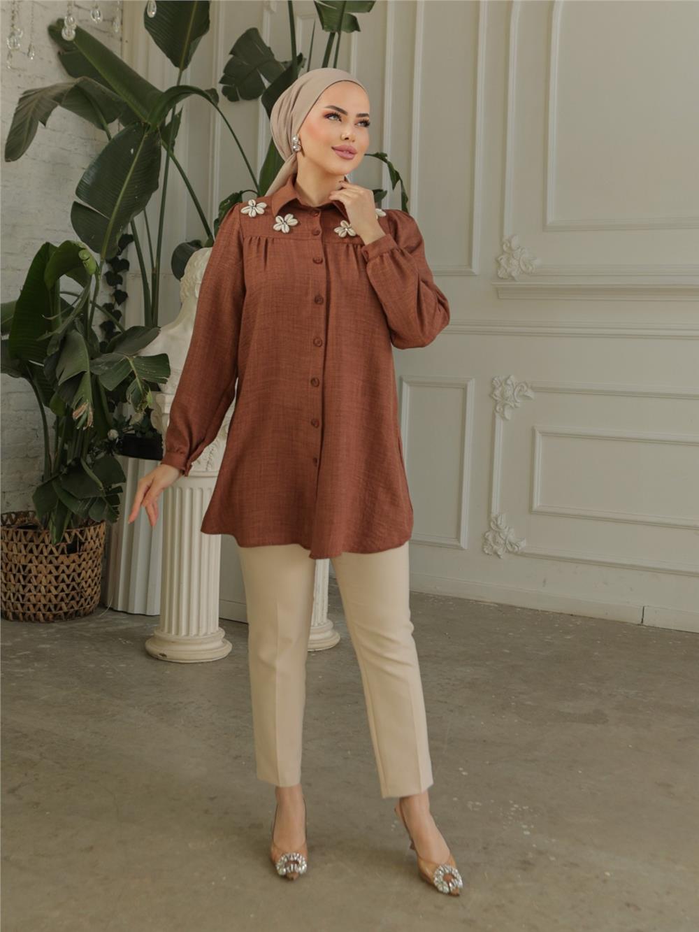 Linen Tunic with Gathered Robe and Special Applique -K. Coffee-186-573-R54