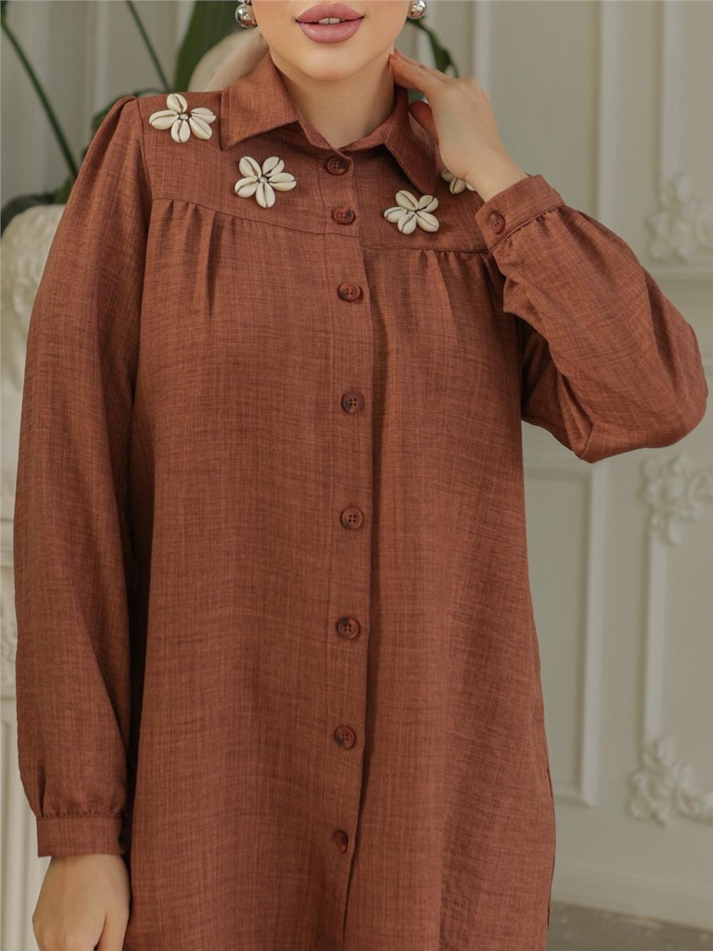 Linen Tunic with Gathered Robe and Special Applique -K. Coffee-186-573-R54
