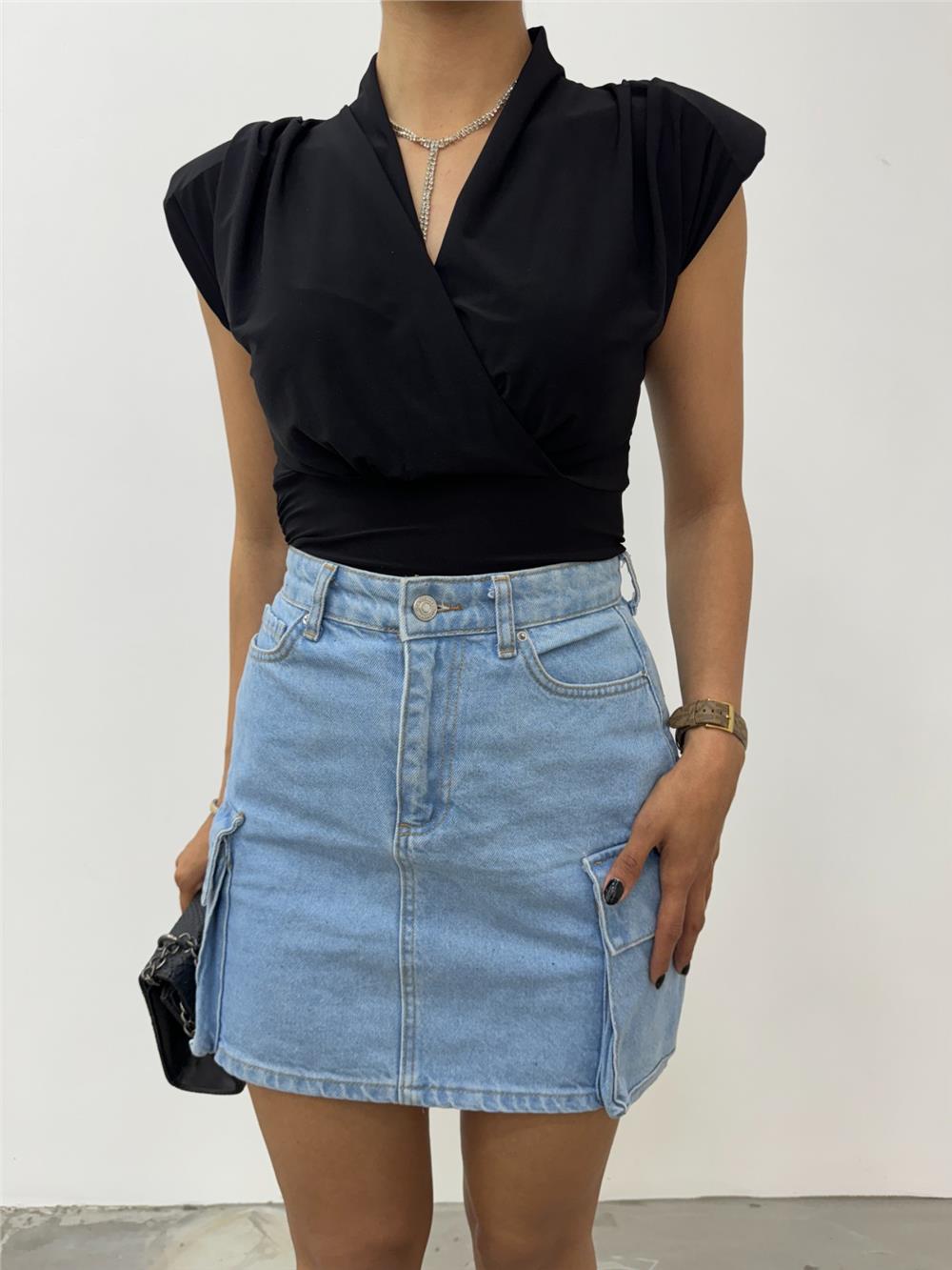 Zero Sleeve Padded Double Breasted Model Sandy Blouse - Black-358-12492-R01