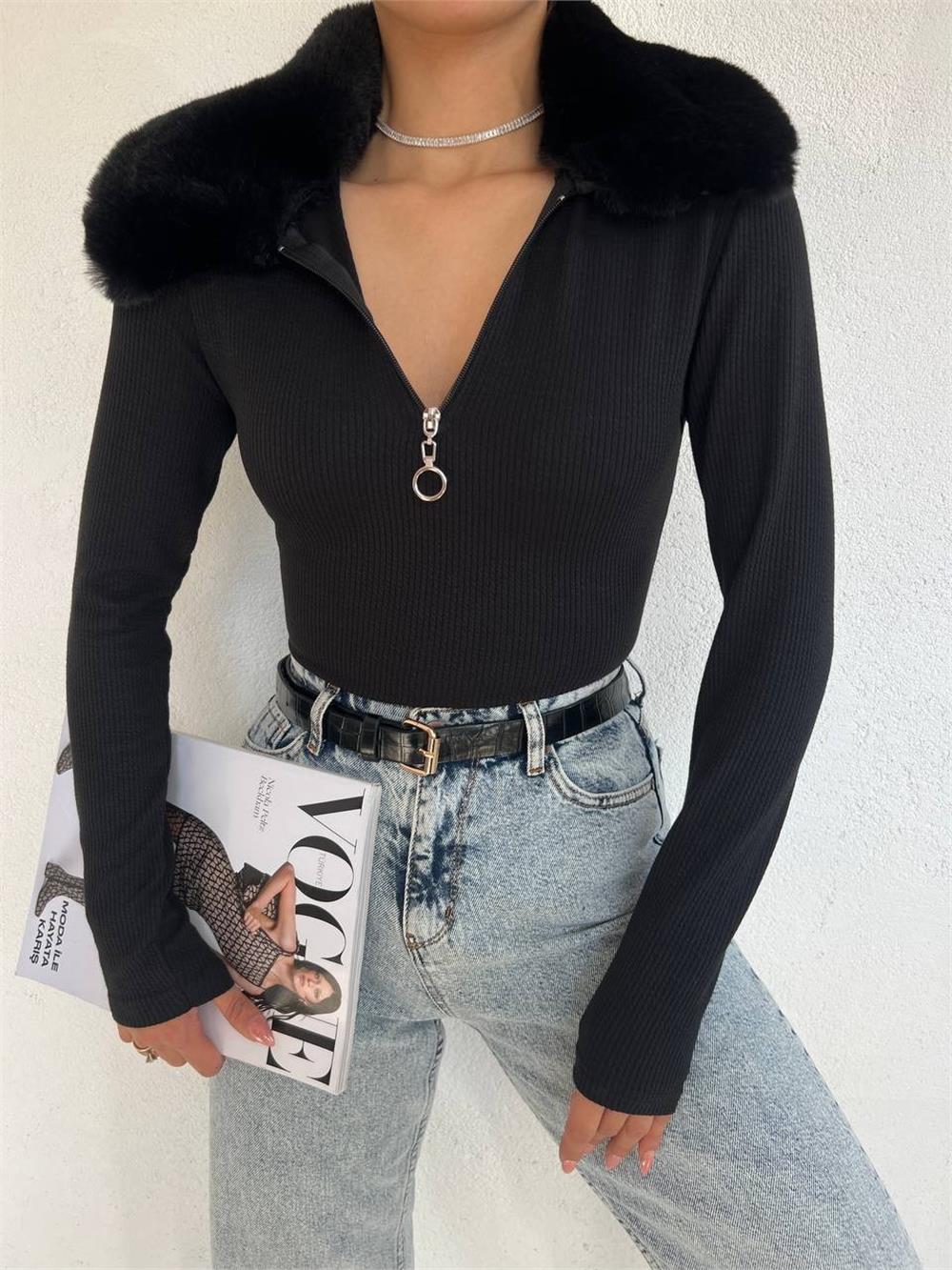 Blouse with Fur Collar and Front Zipper -Black-358-10153-R01