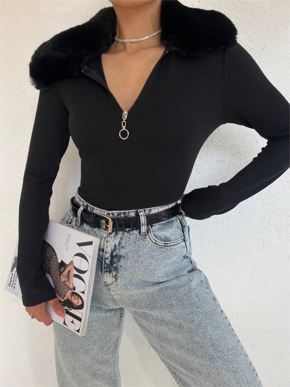 Blouse with Fur Collar and Front Zipper -Black-358-10153-R01