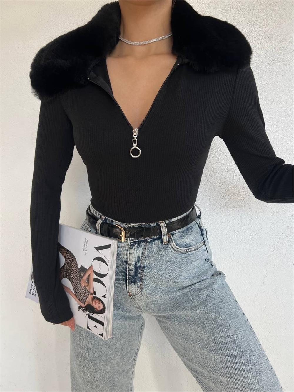 Blouse with Fur Collar and Front Zipper -Black-358-10153-R01