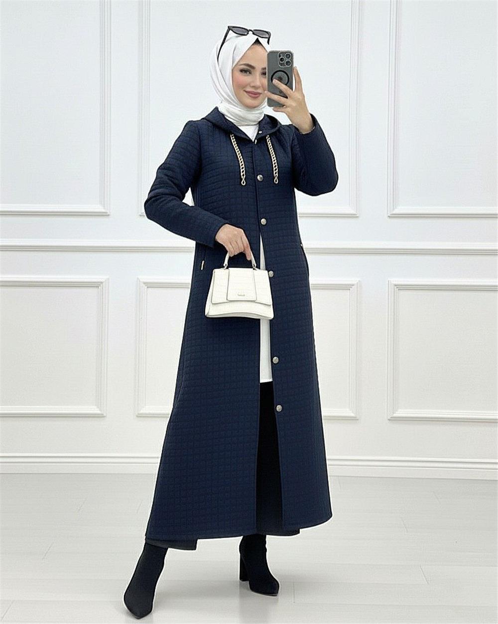 Yakası Zincir Detaylı Uzun Kapitone Kaban  -Laci-197-1314-R03