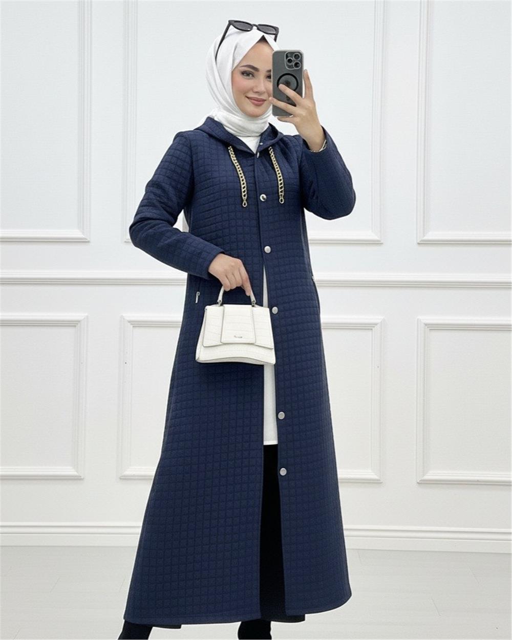 Yakası Zincir Detaylı Uzun Kapitone Kaban  -Laci-197-1314-R03