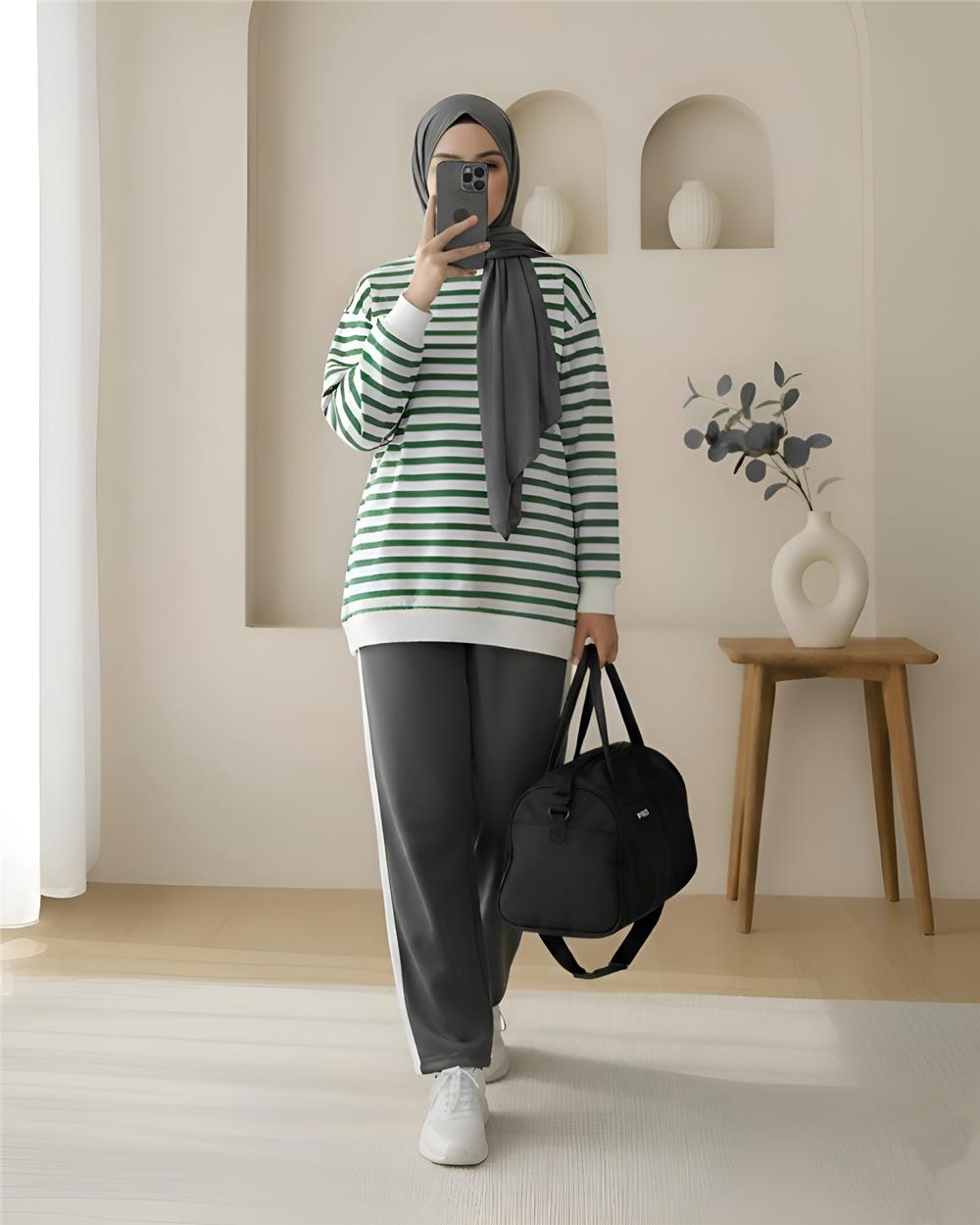 Yan Çizgili Bisiklet Yaka Sweat  -Zümrüt-349-1079-R17