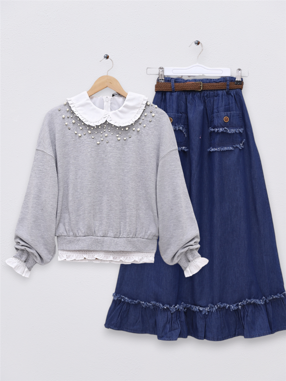 Half-Neck Sweat with Pearls and Stones on the Front - Gray-363-92295-R11