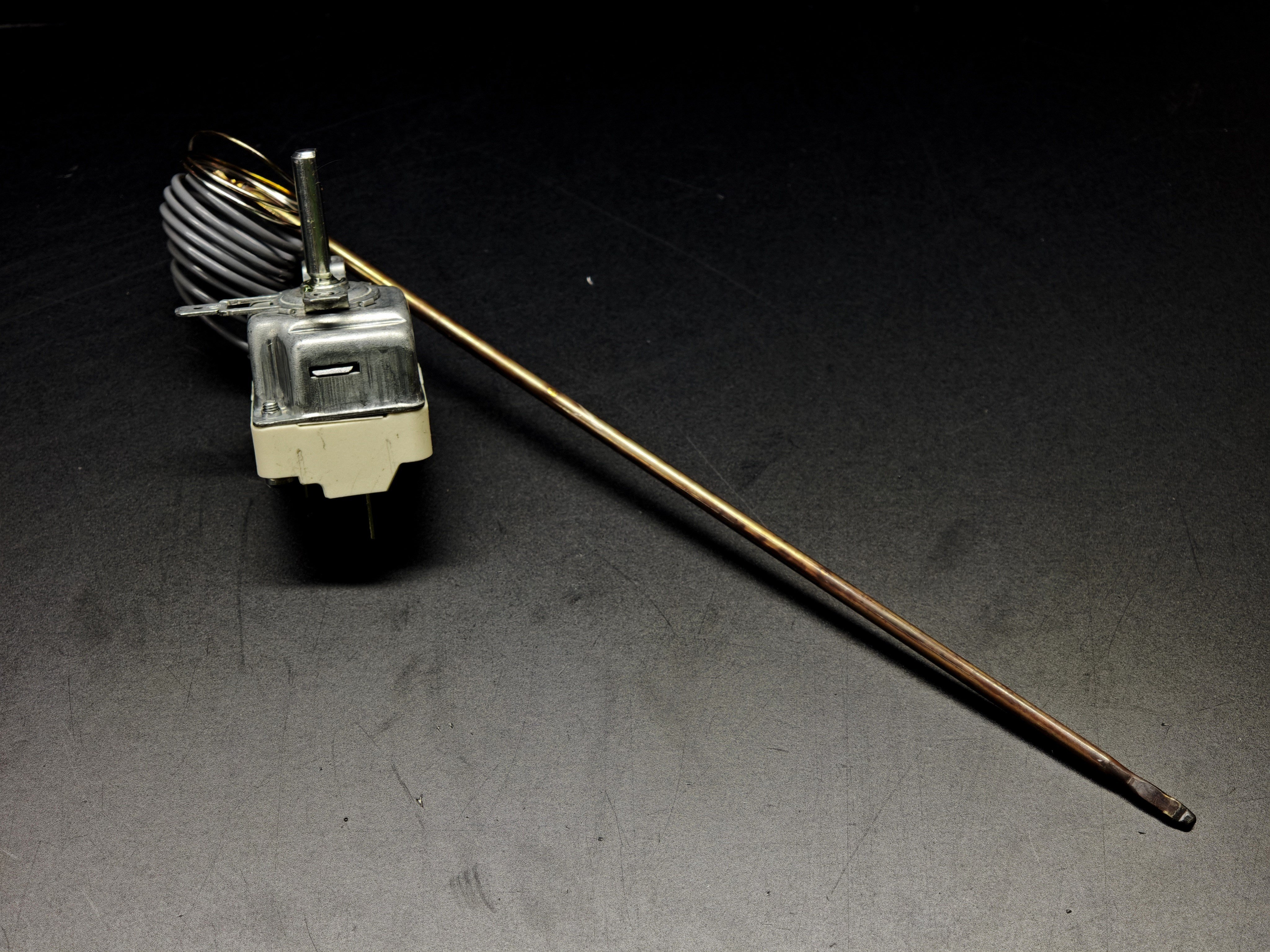 85-450 Derece EGO Kuyruklu Termostat 55.19082.805 2T L-870 Q3,9X228MM