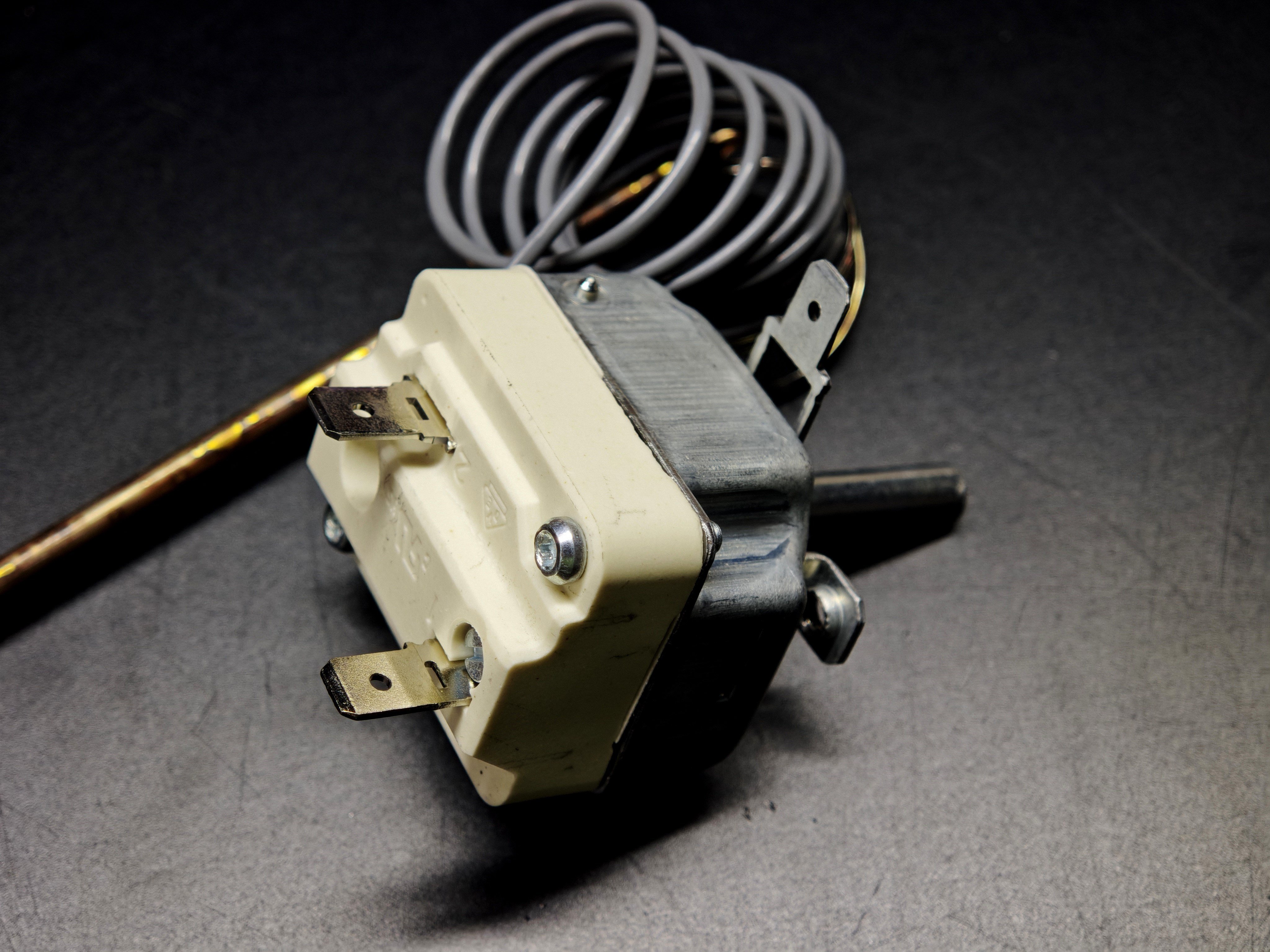 85-450 Derece EGO Kuyruklu Termostat 55.19082.805 2T L-870 Q3,9X228MM