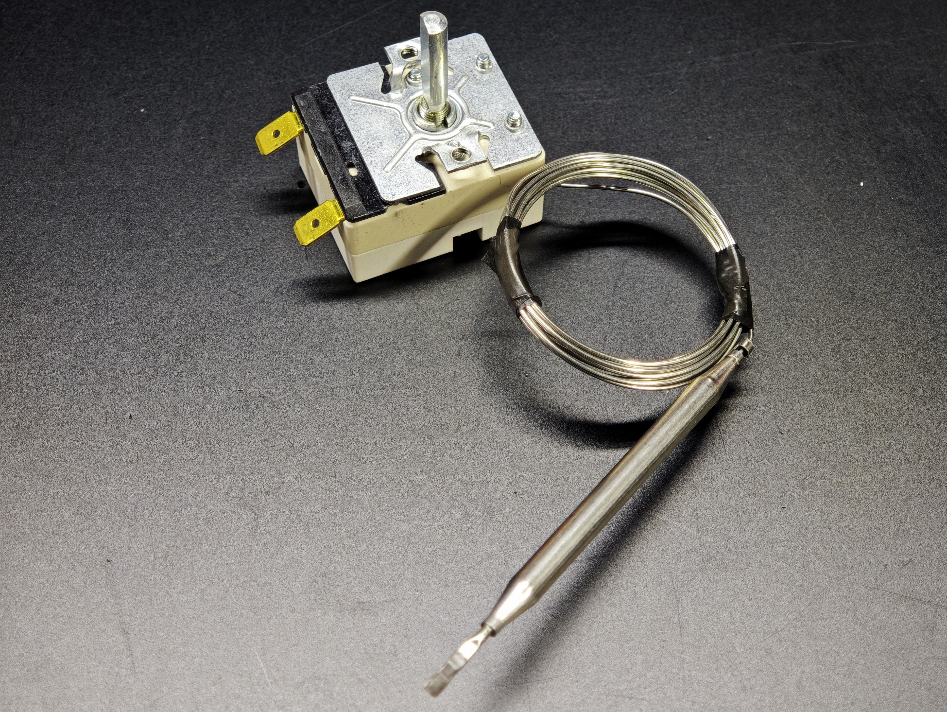 EGO 55.13039.210 100-180°C Monofaze Termostat 1980mm Kapiler