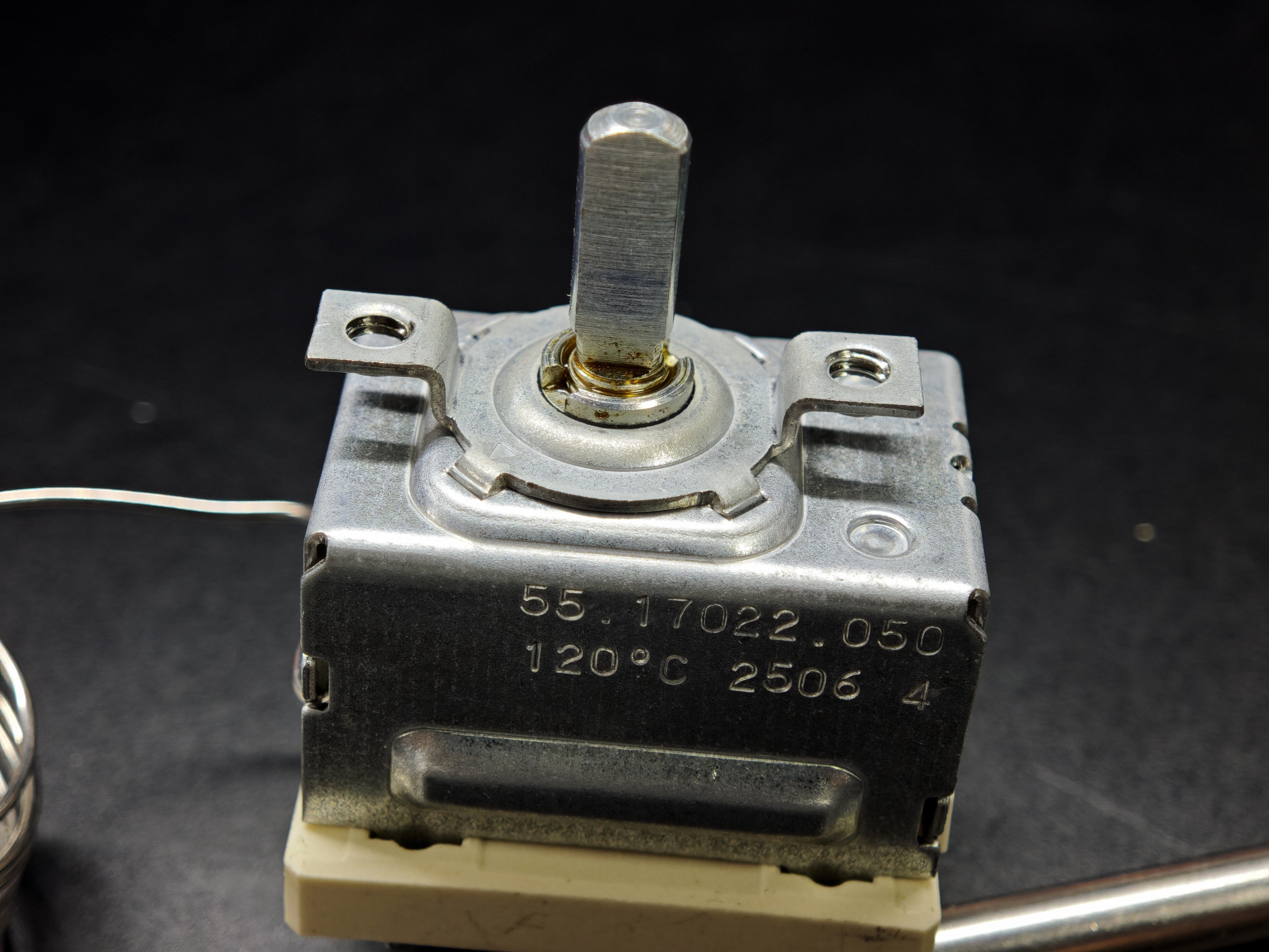 EGO 55.17022.050 30-120°C Kısa Milli Termostat