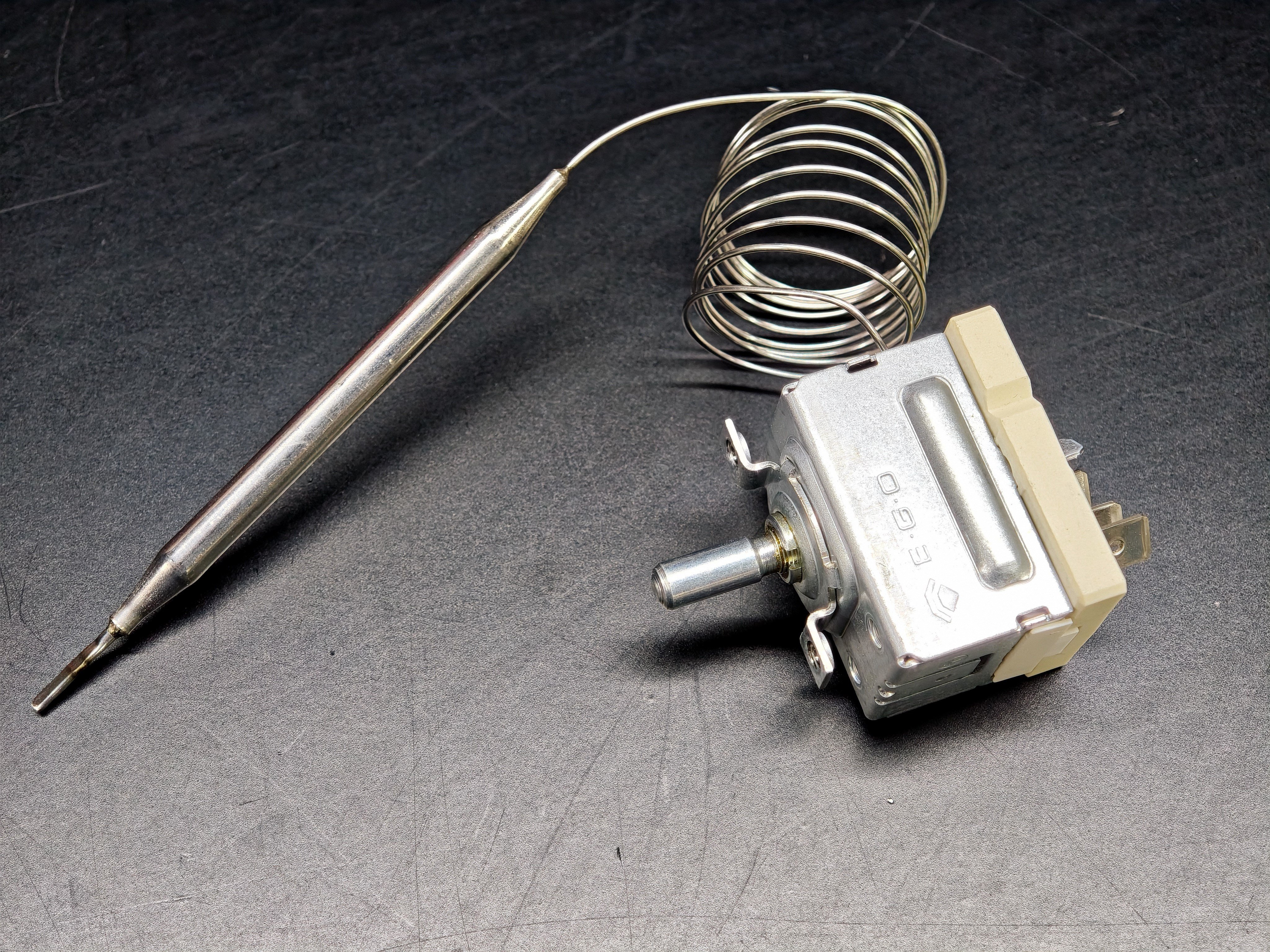 EGO 55.17212.020 30-85°C Monofaze Çift Kontak Termostat 220V