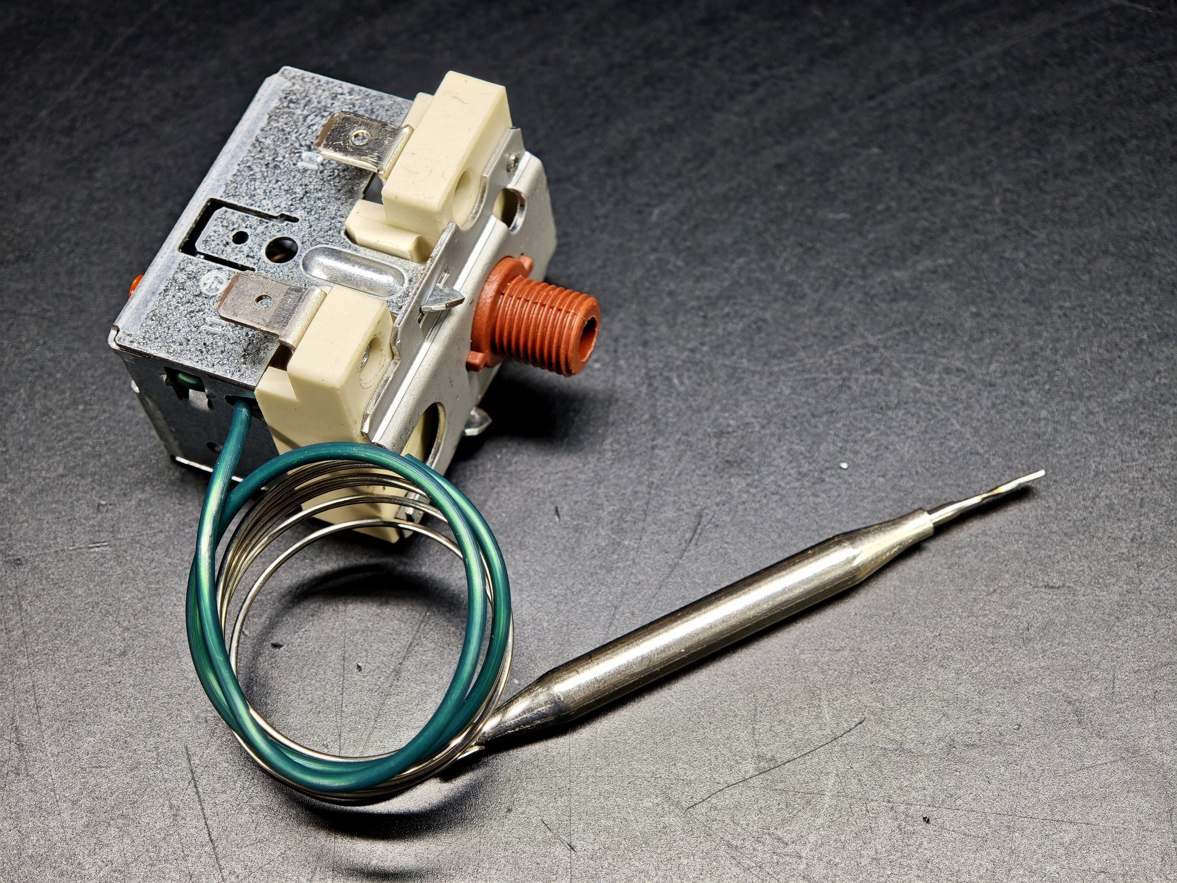 EGO 56.10549.500 230°C Monofaze Limitör Termostat 740mm Kapiler