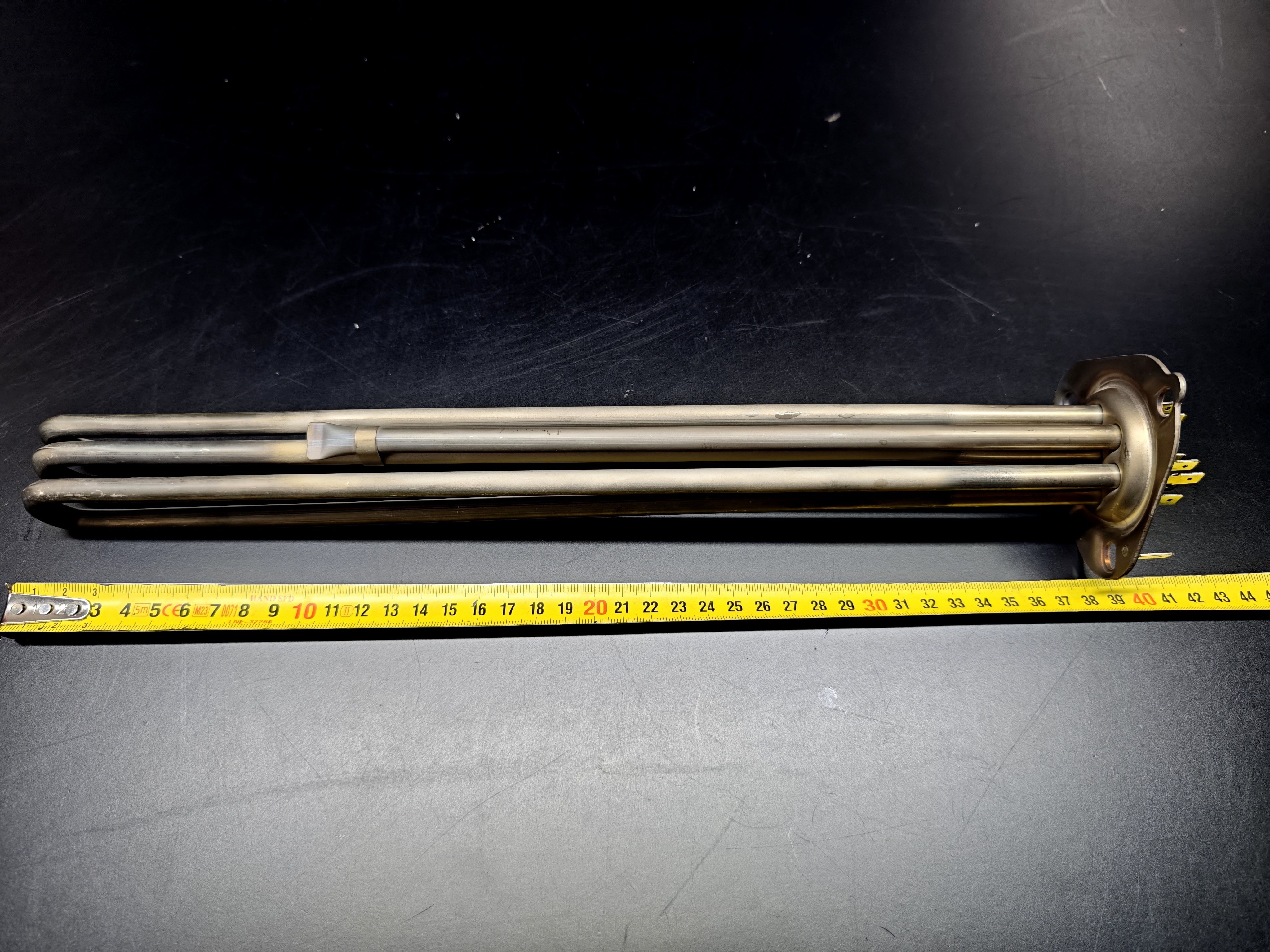 Rica R 5073552 CR304 Üçgen Kafa Rezistans 230V 400V 10500W Soketli Kovanlı 39 cm Sanayi Tipi Isıtıcı