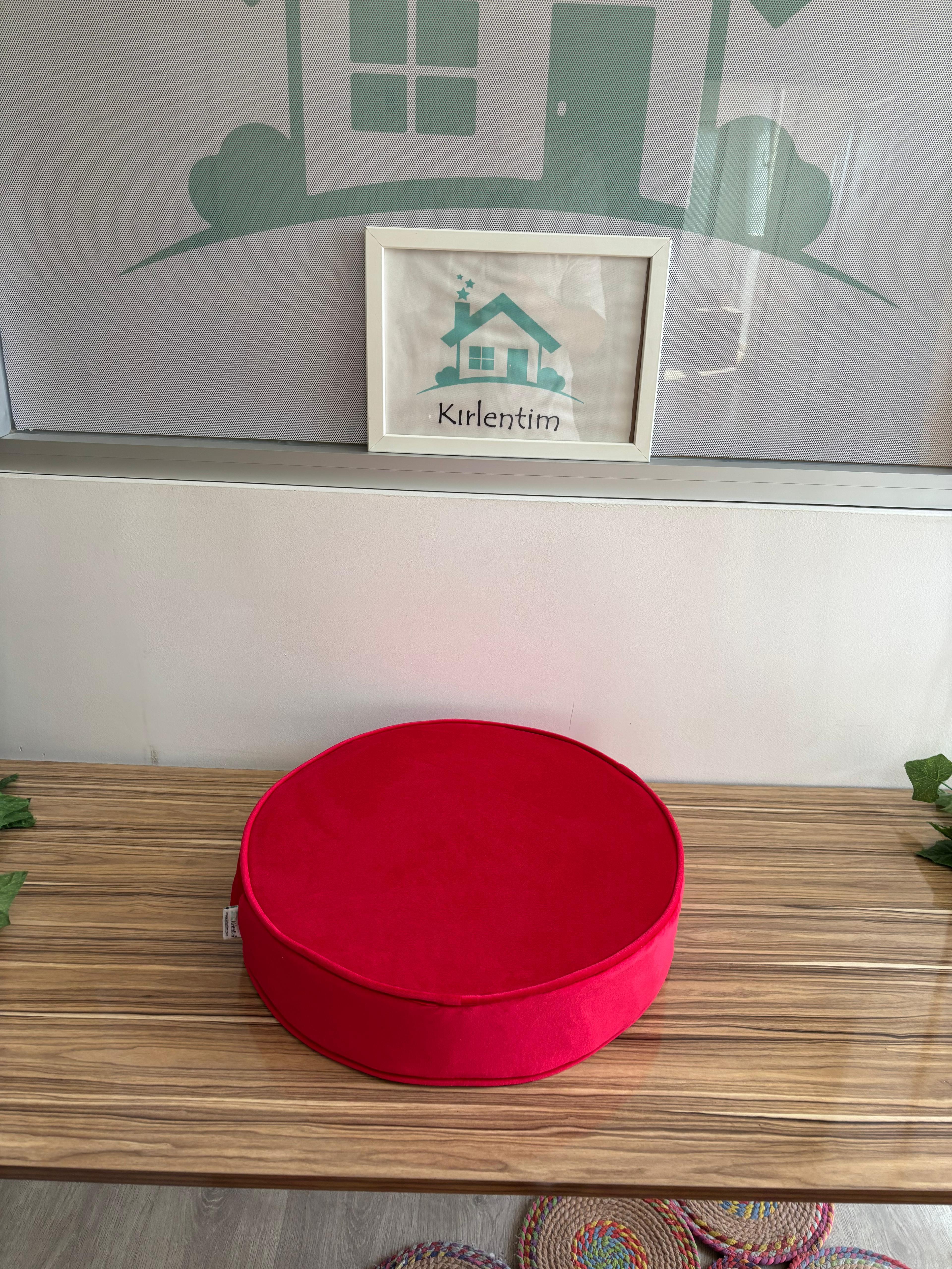 10 CM SÜNGERLİ - DÜZ KIRMIZI KADİFE - YUVARLAK MİNDER
