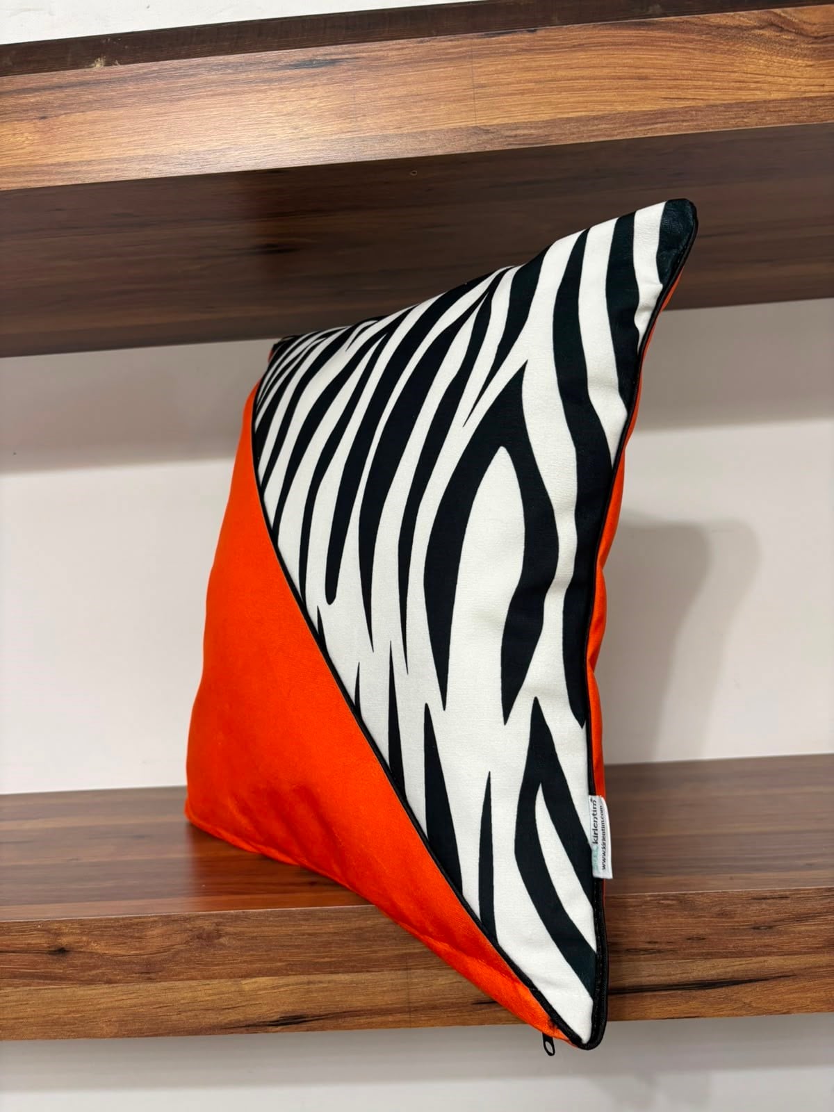 E406 DÜZ TURUNCU ZEBRA VEREV DESEN
