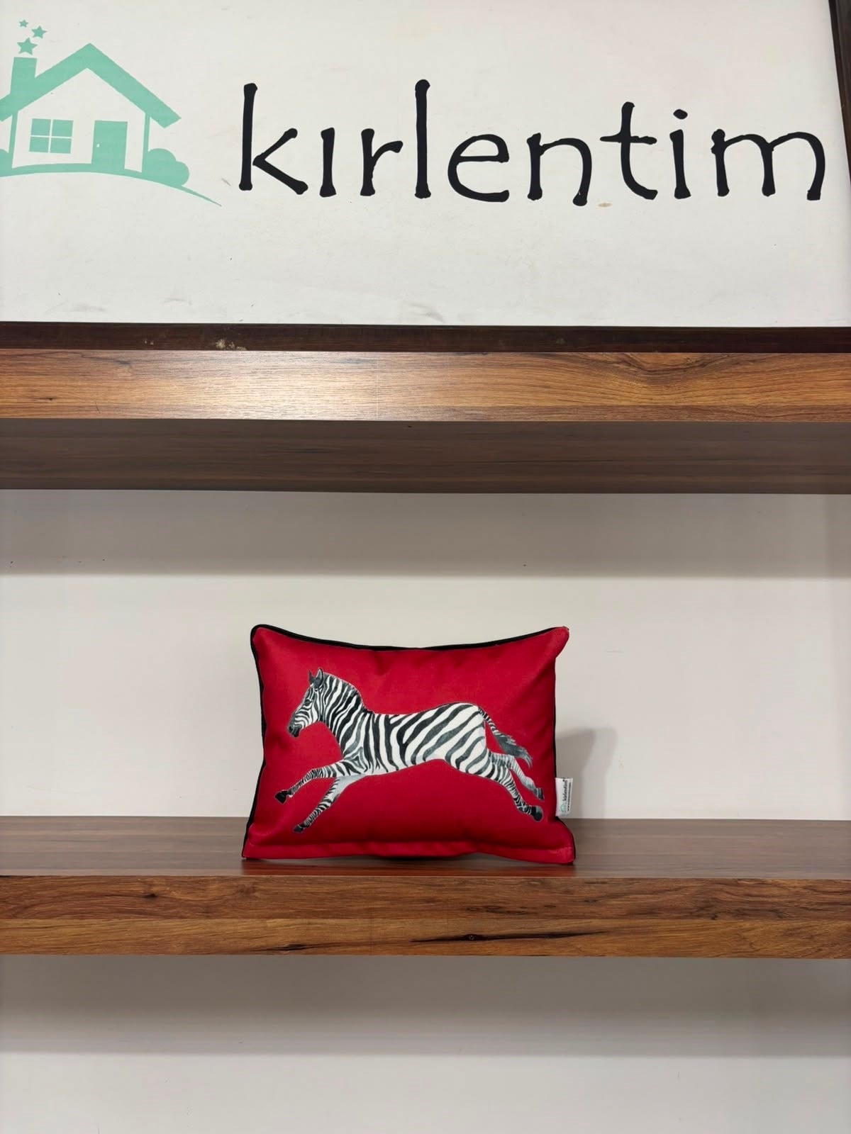 E712 30*50 KIRMIZI ZEMİN ZEBRA