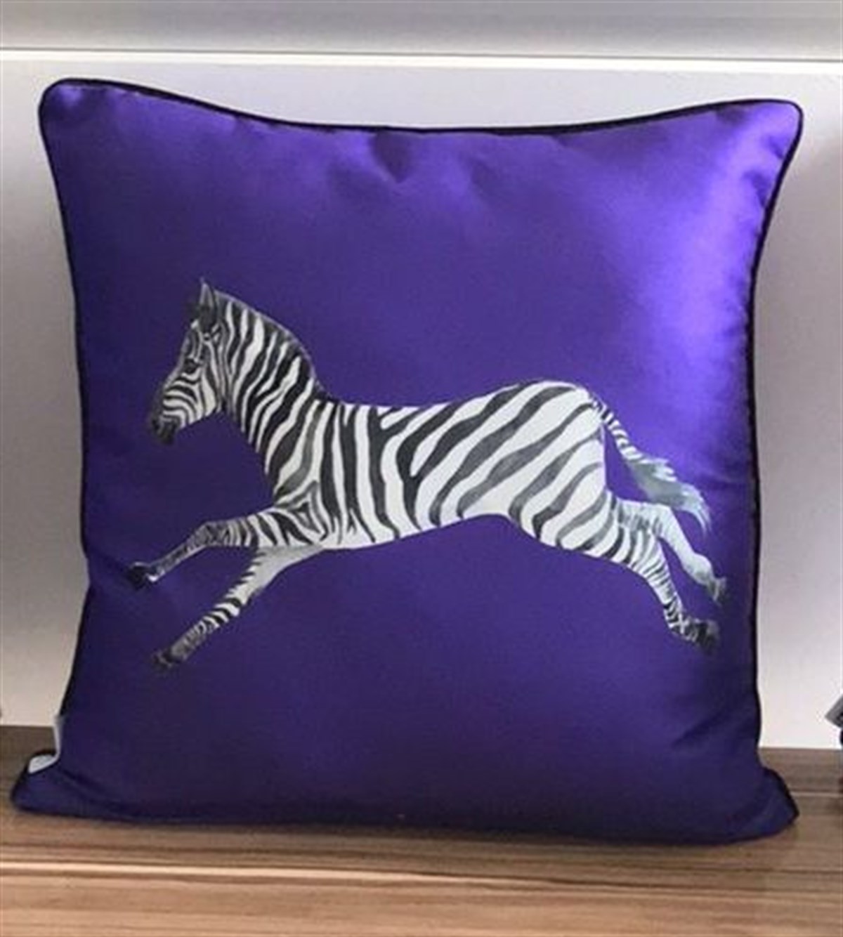 E712 MOR ZEMİN ZEBRA -4343