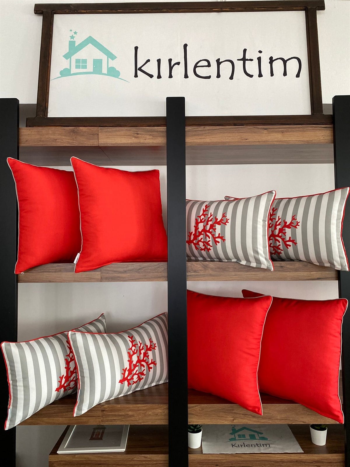 E872A MERCAN RENK DESEN VE DÜZ MERCAN KOMBİNİ