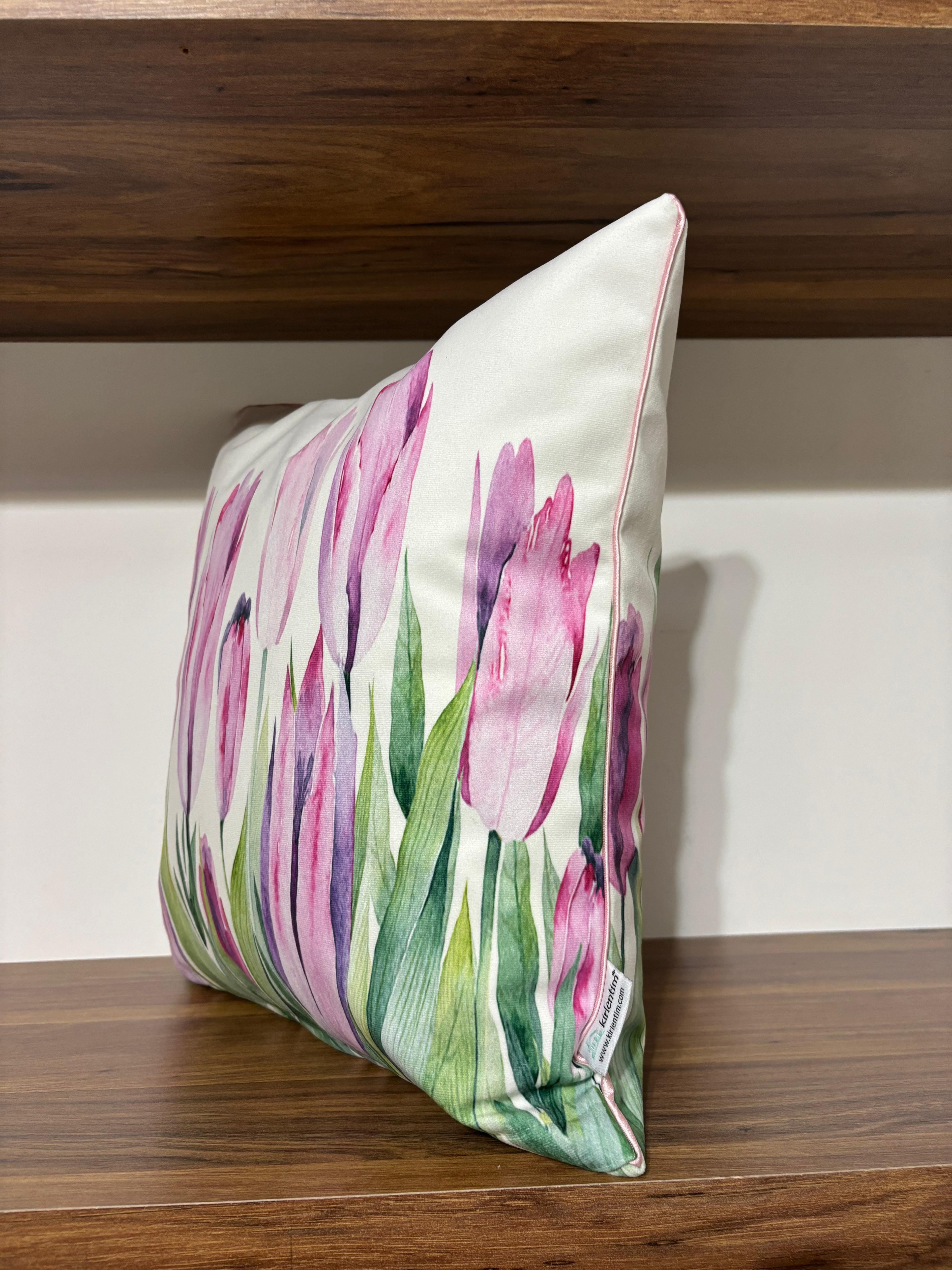 H1203 PEMBE MOR LALELER 