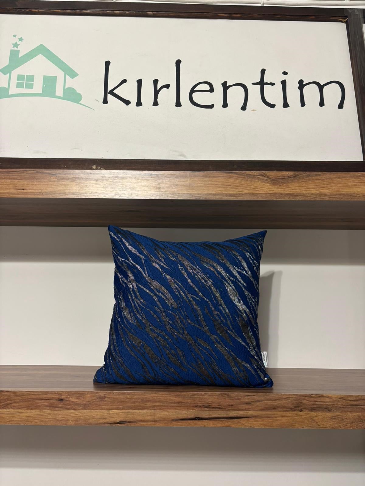 LACİVERT ZEMİN GÜMÜŞ JAKAR DOKUMALI KIRLENT