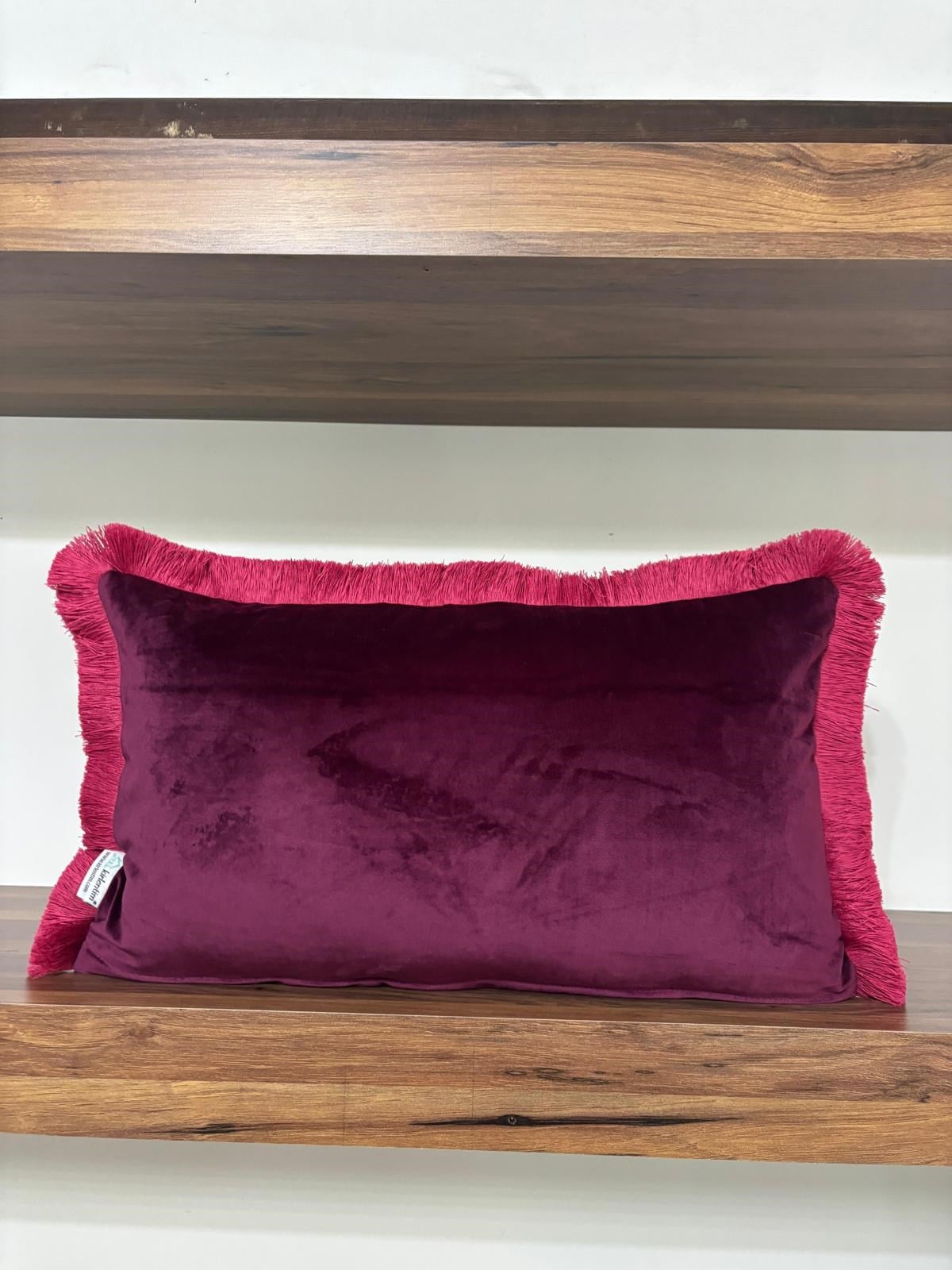 MÜRDÜM KADİFE KUMAŞ FUŞYA PÜSKÜLLÜ 30*50 KIRLENT