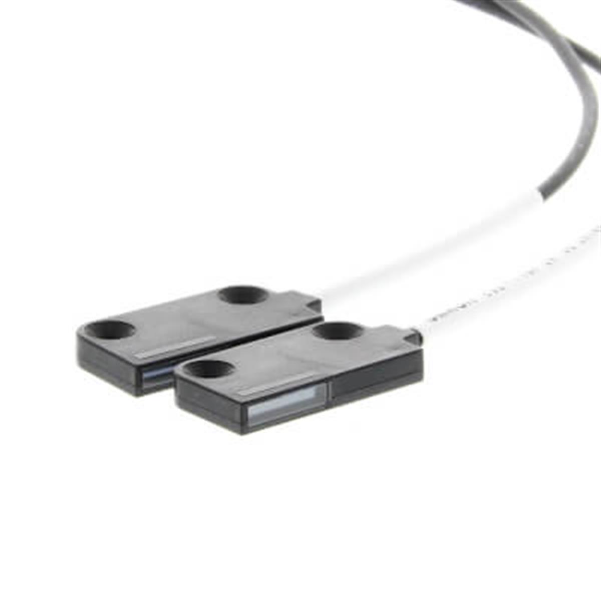 Omron E32-T16P 2M