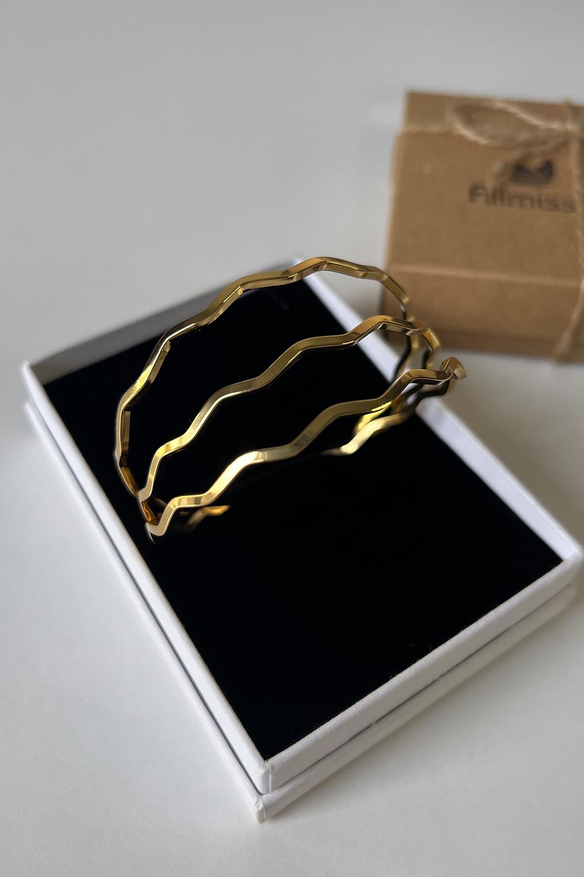 Gold Kaplama 3'lü Çelik Zigzag Ajda Model Bilezik (65 mm)