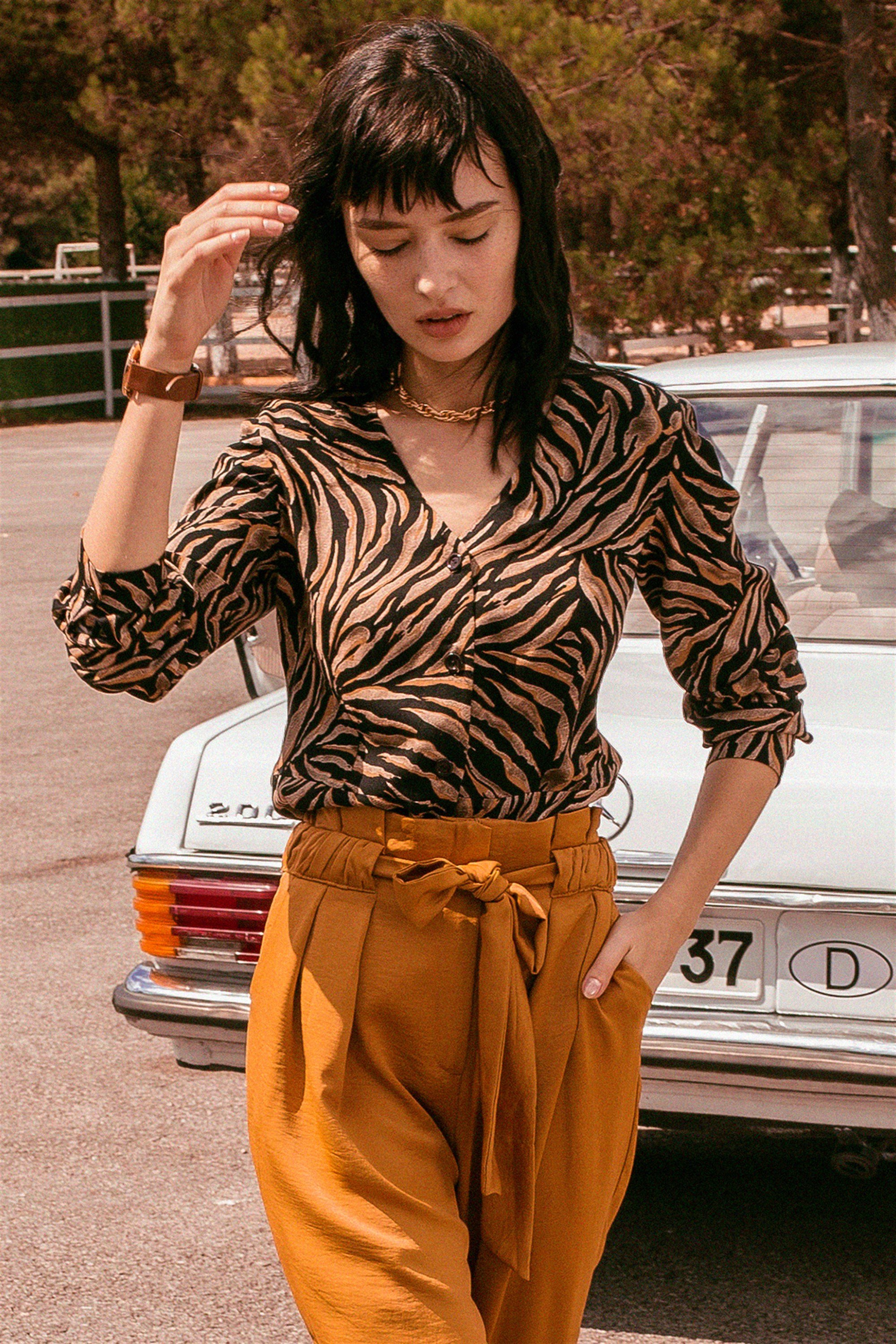 2122-192129 Leopar 