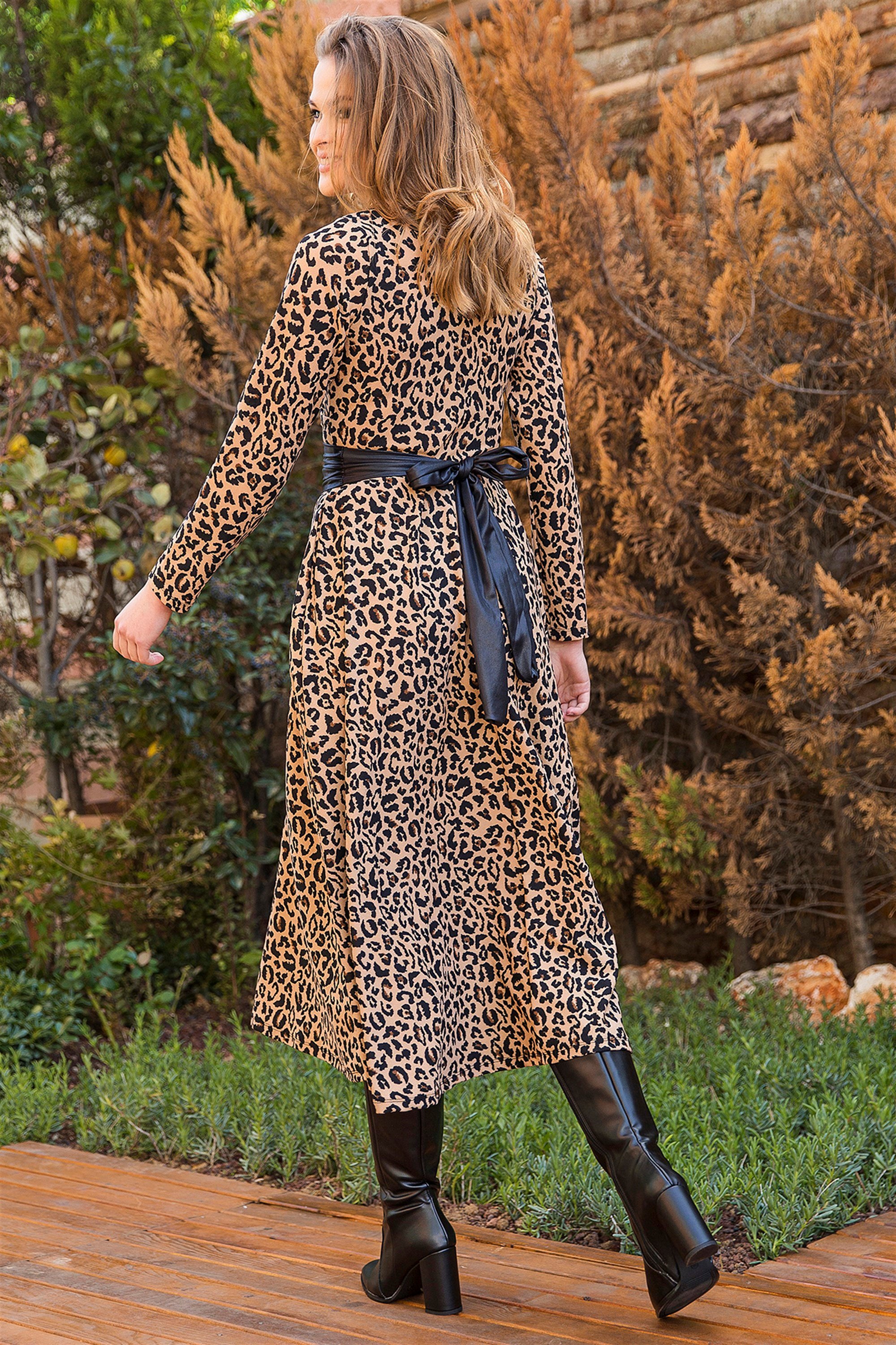 2161-0010 Leopar 