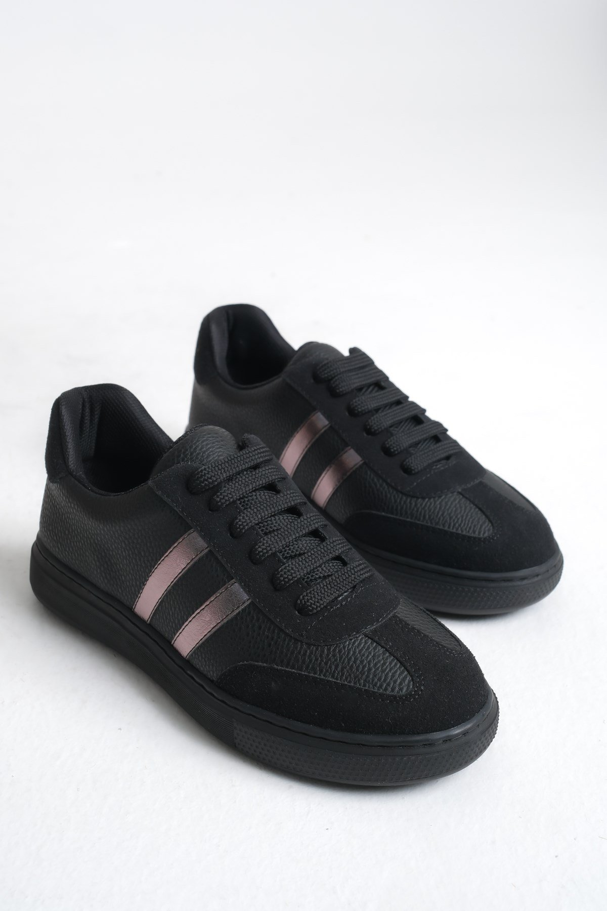 ADEL SNEAKERS