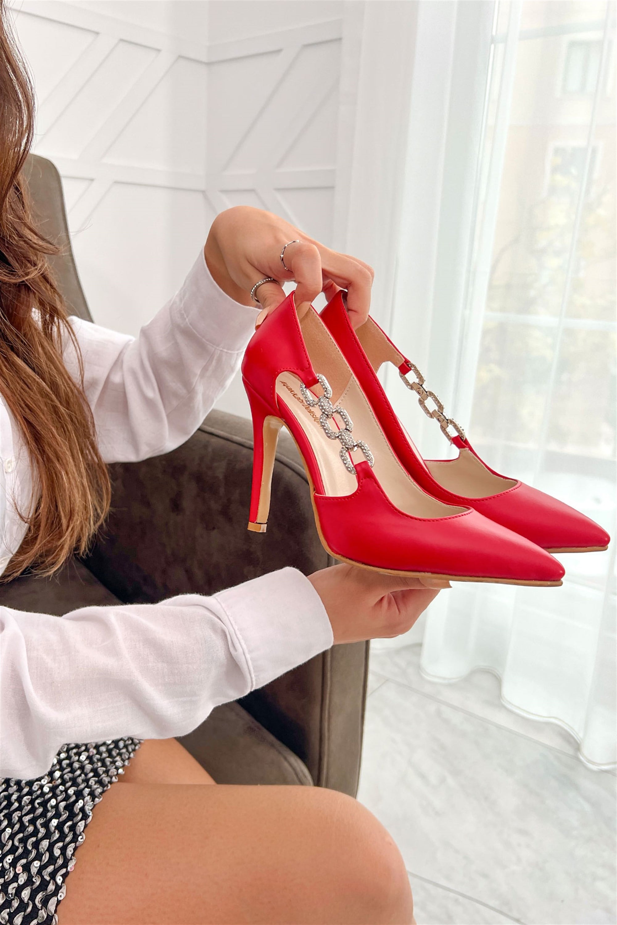 Anina Deri Kırmızı Taşlı Kadın Stiletto