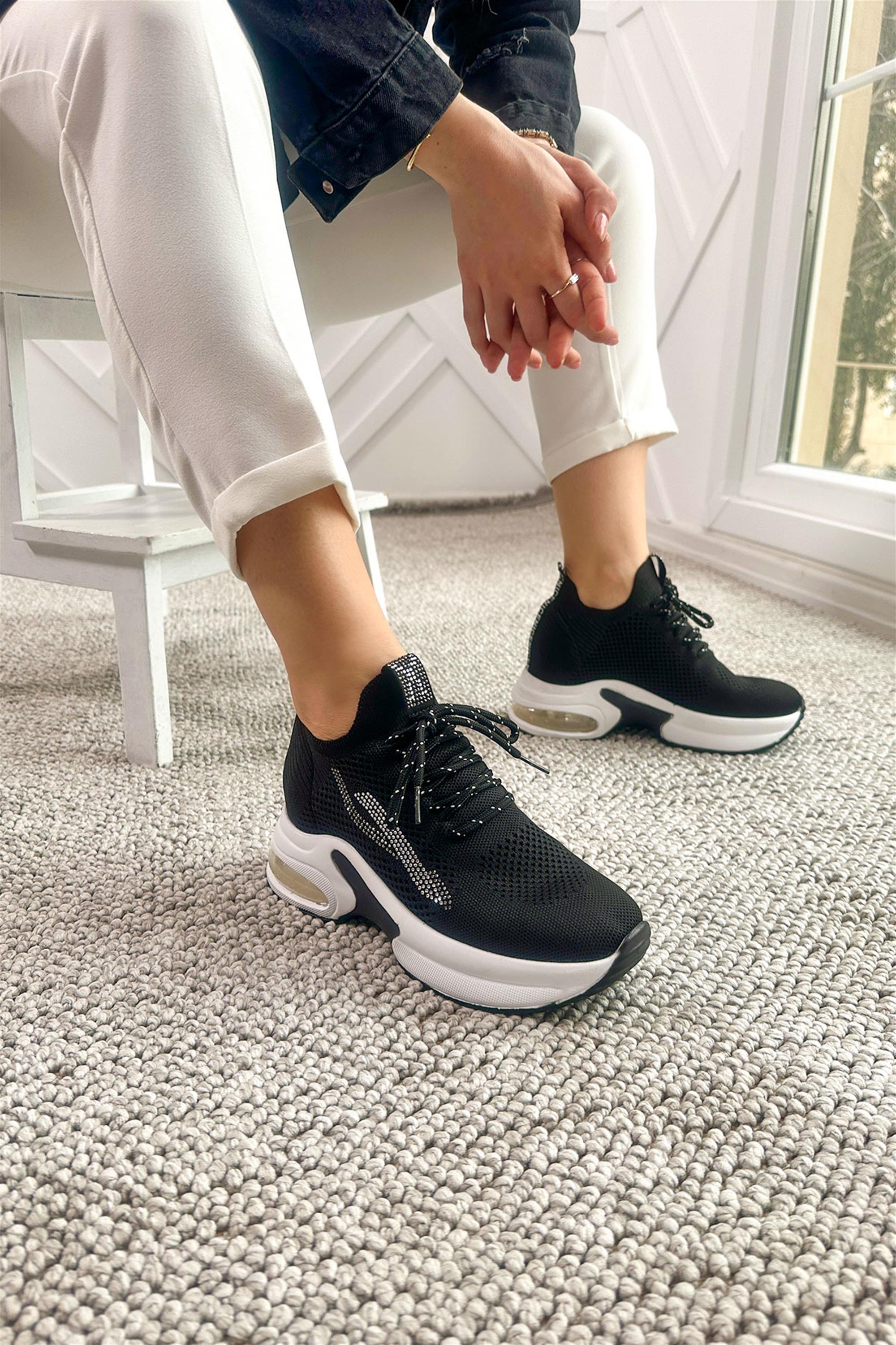 Cabra Siyah Taşlı Triko Gizli Dolgu Topuklu Air Taban Kadın Sneaker Spor Ayakkabı
