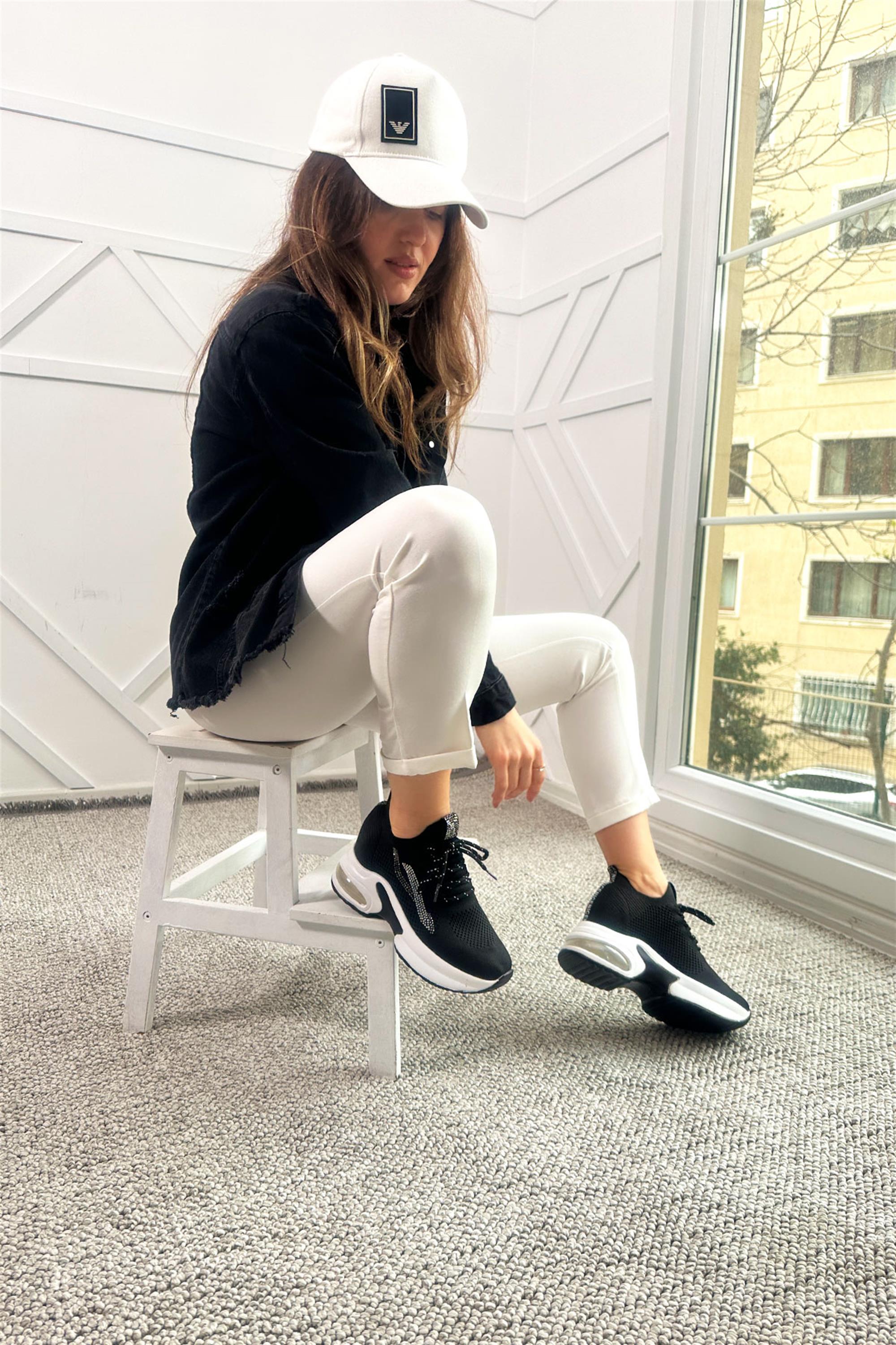 Cabra Siyah Taşlı Triko Gizli Dolgu Topuklu Air Taban Kadın Sneaker Spor Ayakkabı