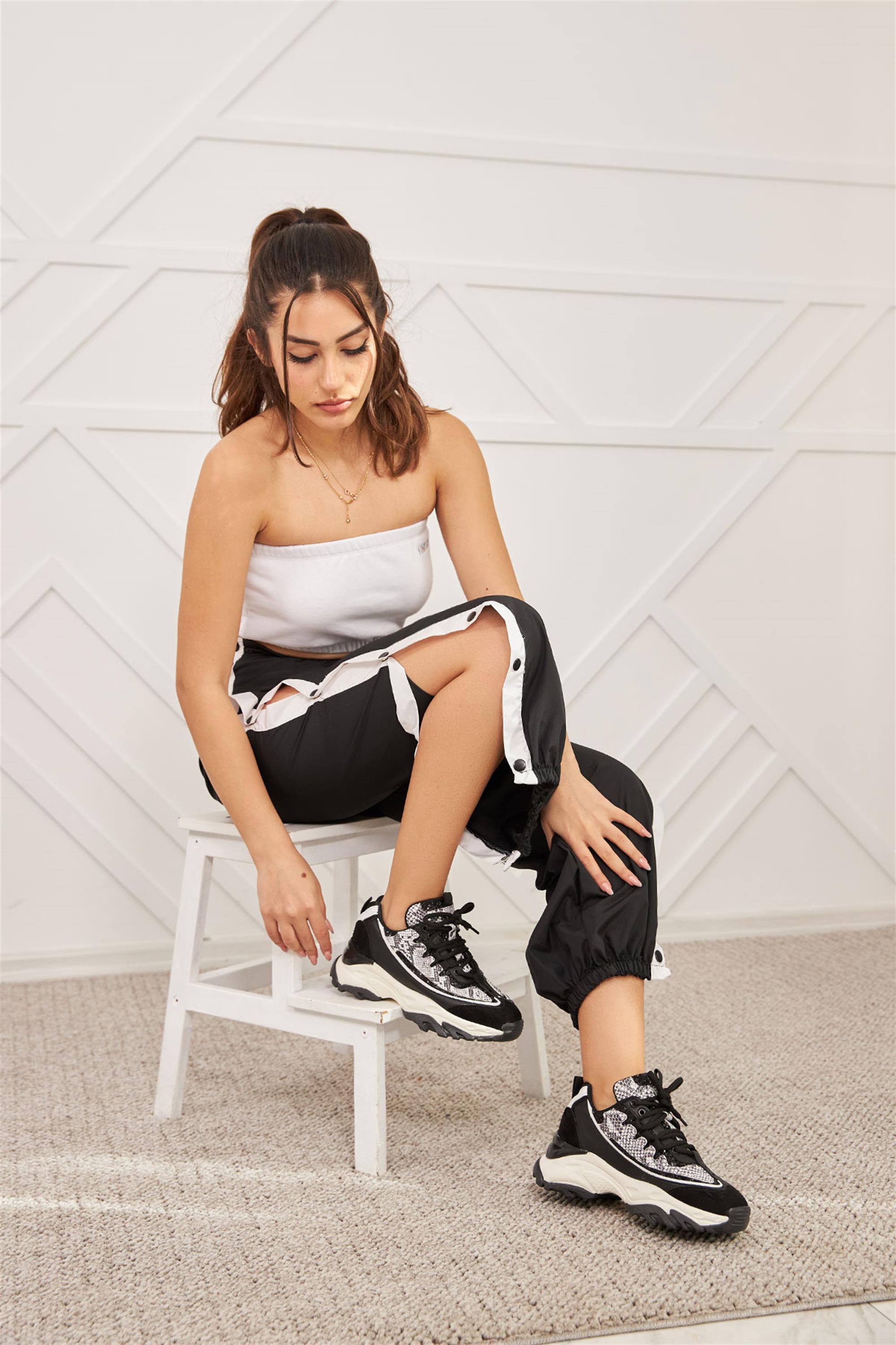 Devgan Siyah Kalın Tabanlı Kroko Desenli Kadın Sneaker Spor Ayakkabı